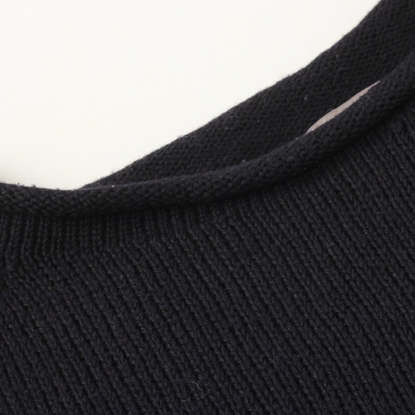 CAST OFF ROLL NECK KNIT