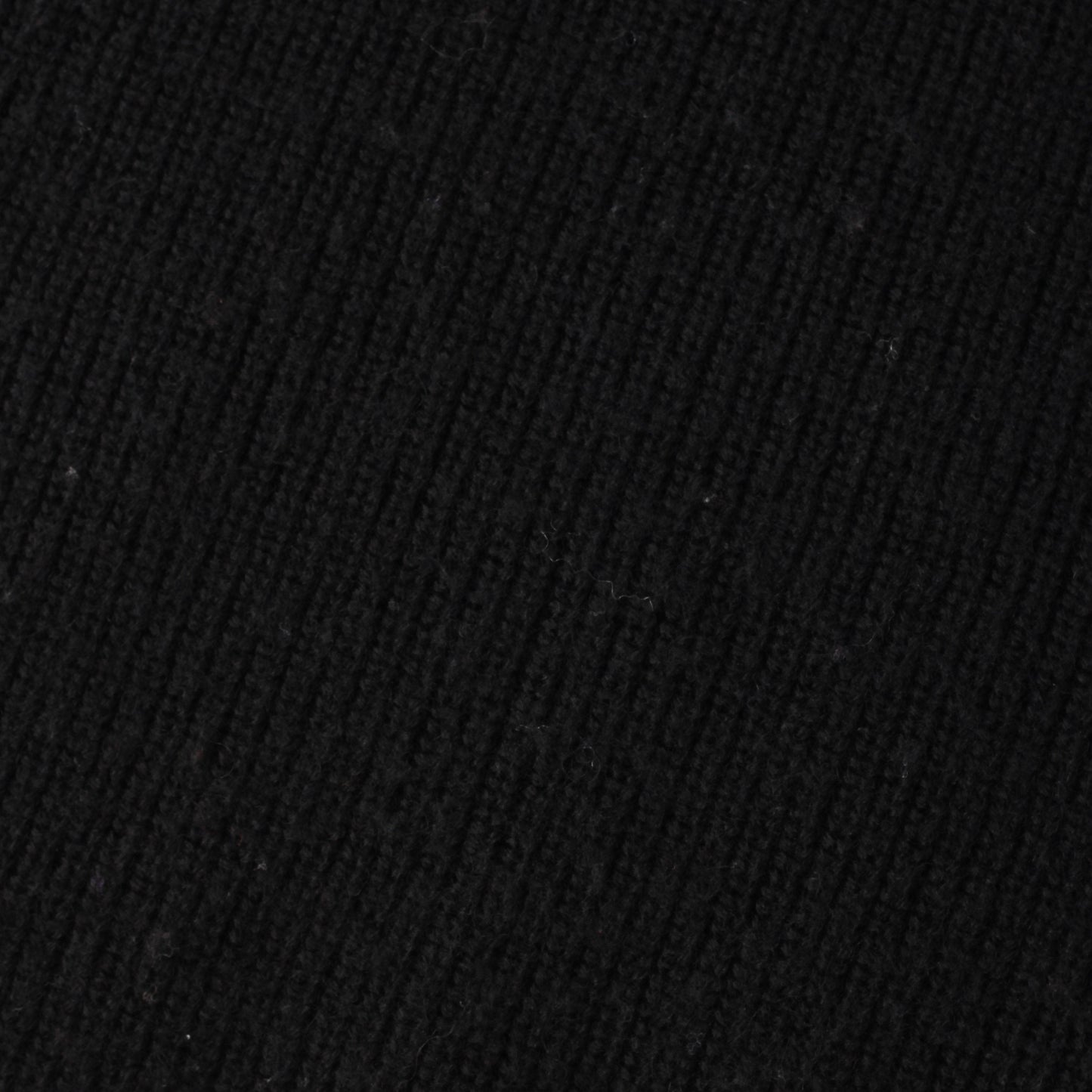 LIGHTWEIGHT WOOL KNIT