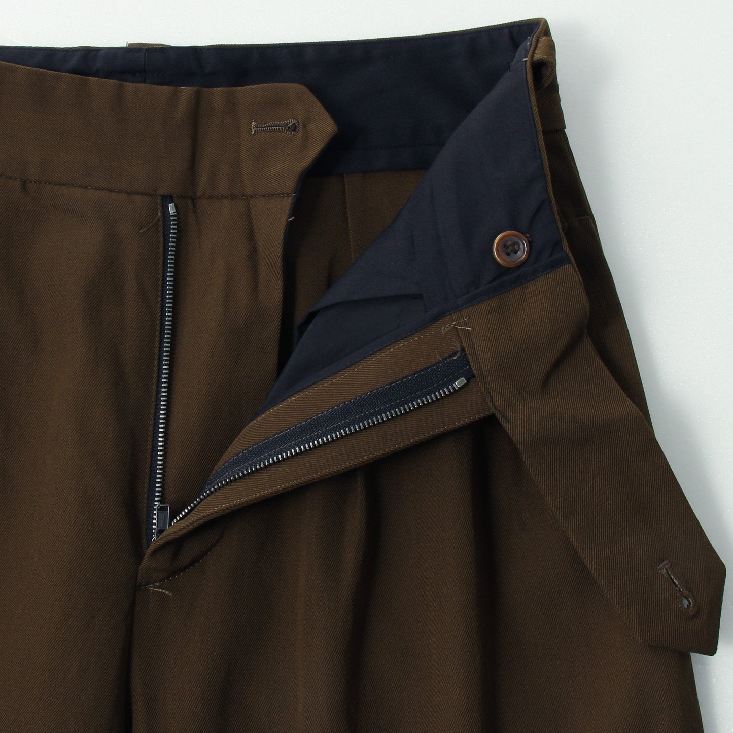DRY WOOL TWILL TROUSERS