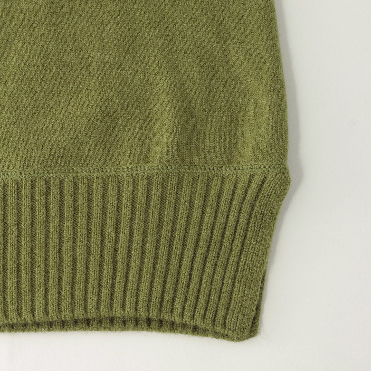 FELTED ROUGH WOOL KNIT
