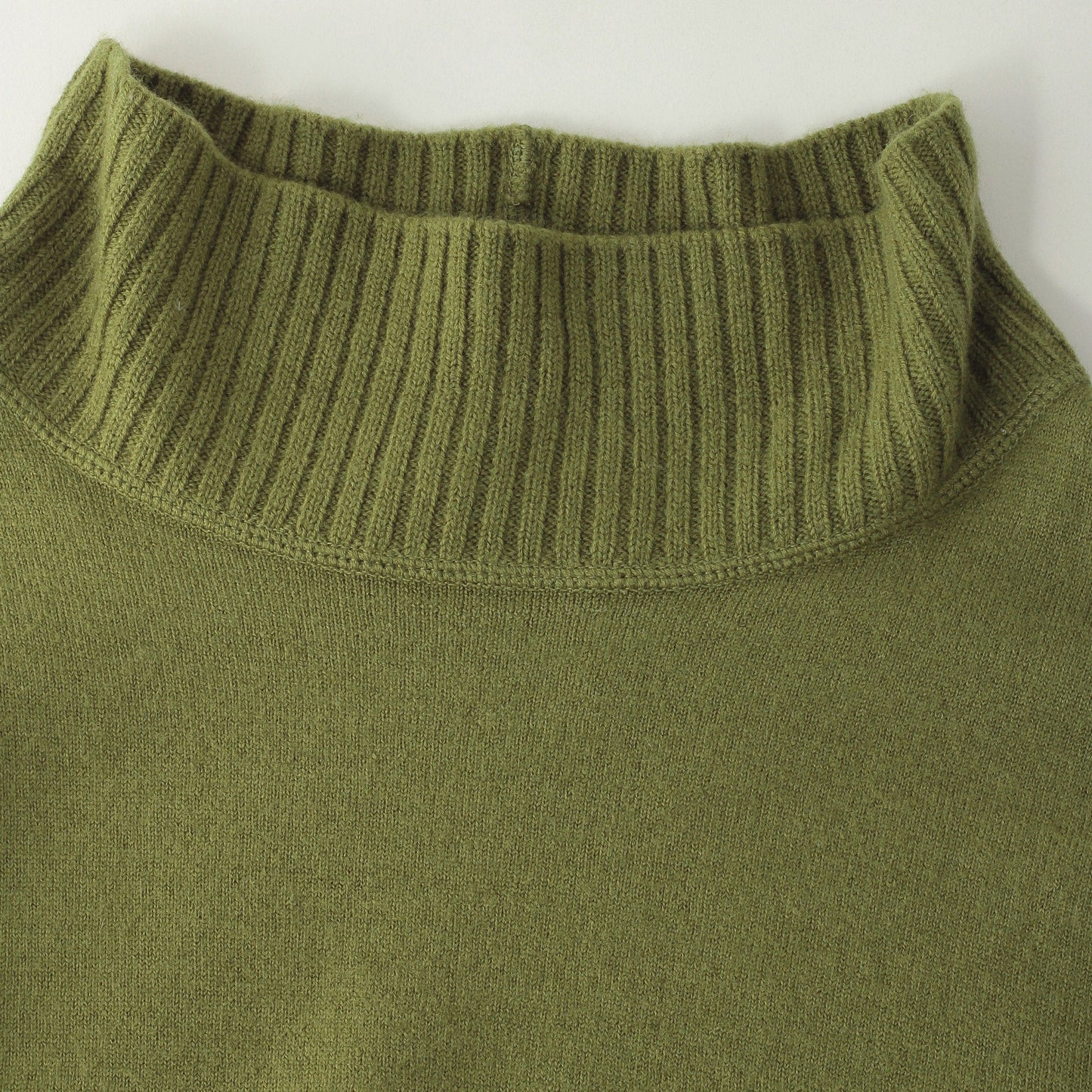 FELTED ROUGH WOOL KNIT