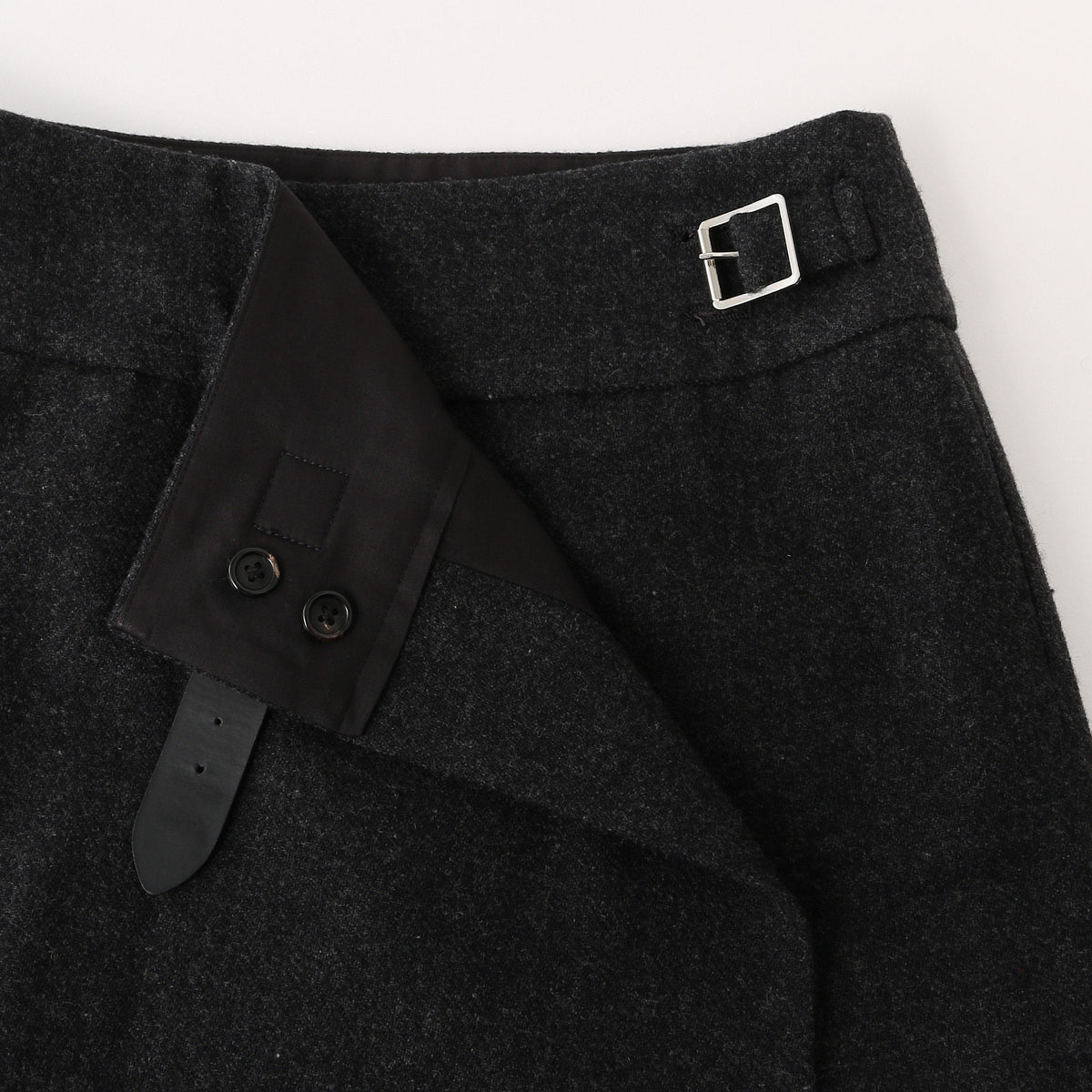 WOOLEN TWILL SKIRT