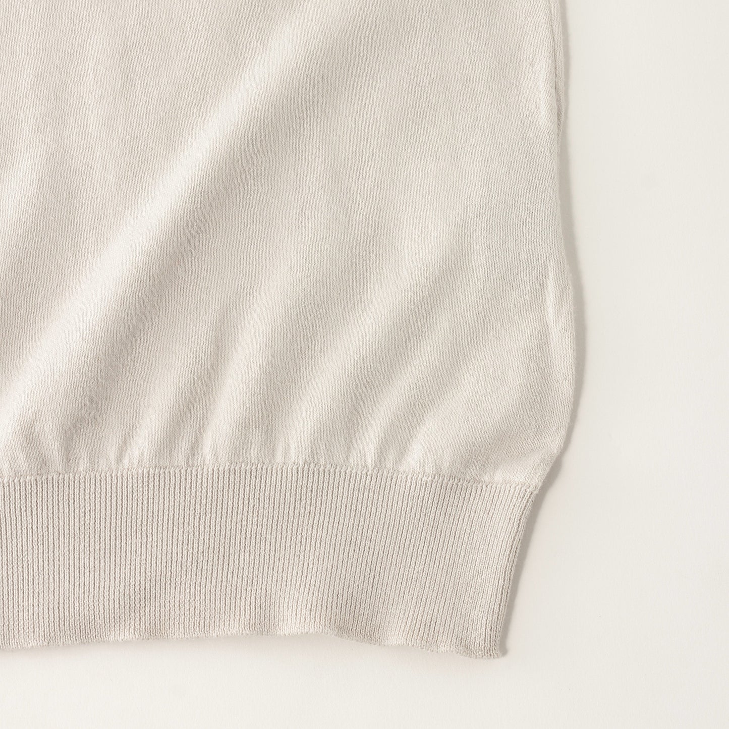 TURTLE NECK KNIT