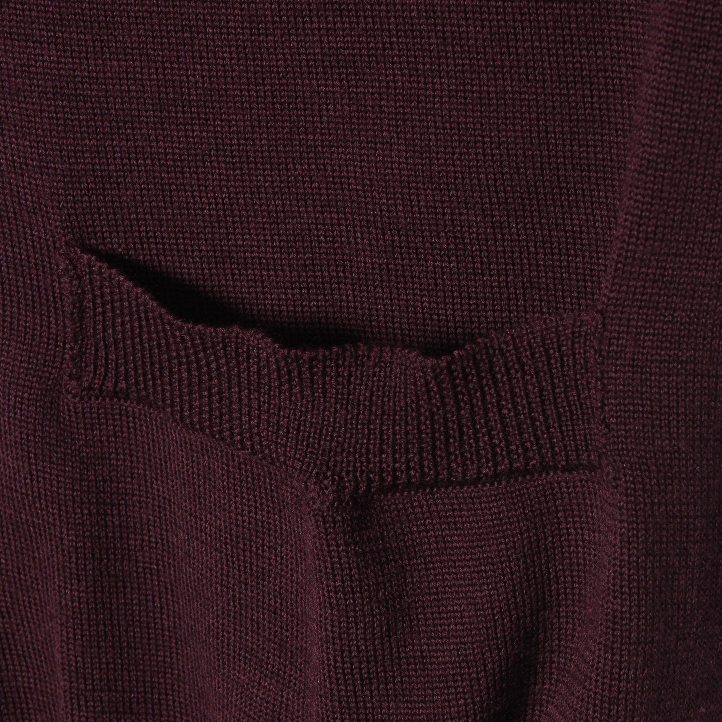 FINE WOOL KNIT