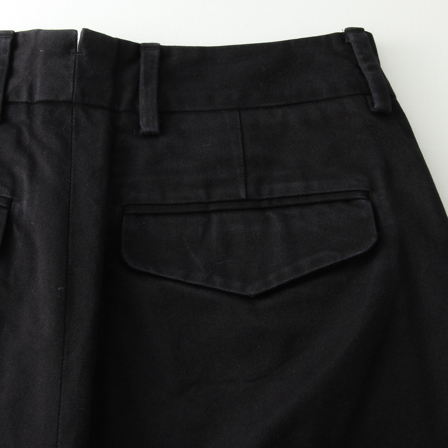 LIGHT COTTON TWILL TROUSERS