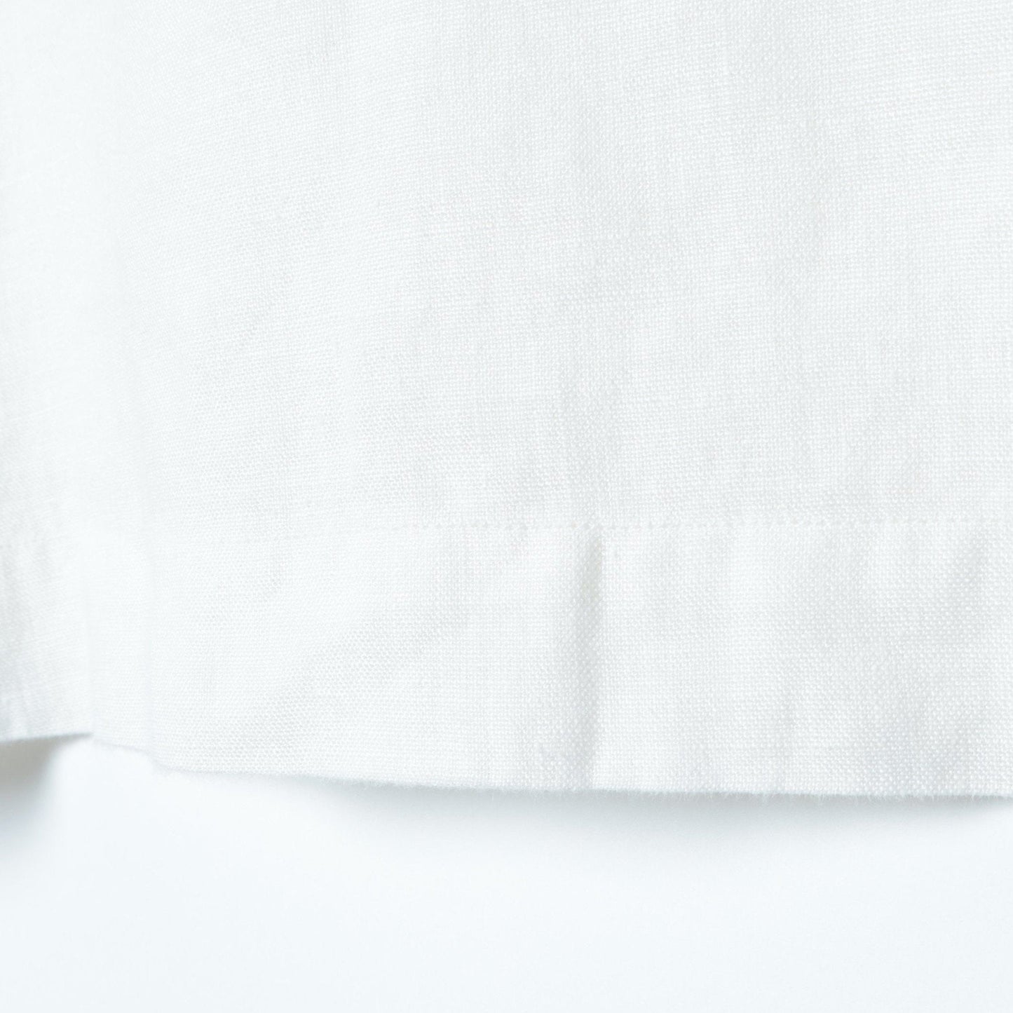 CLEAN LINEN SHIRT