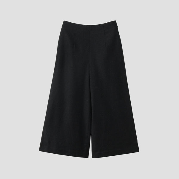 LIGHT FLANNEL TROUSERS