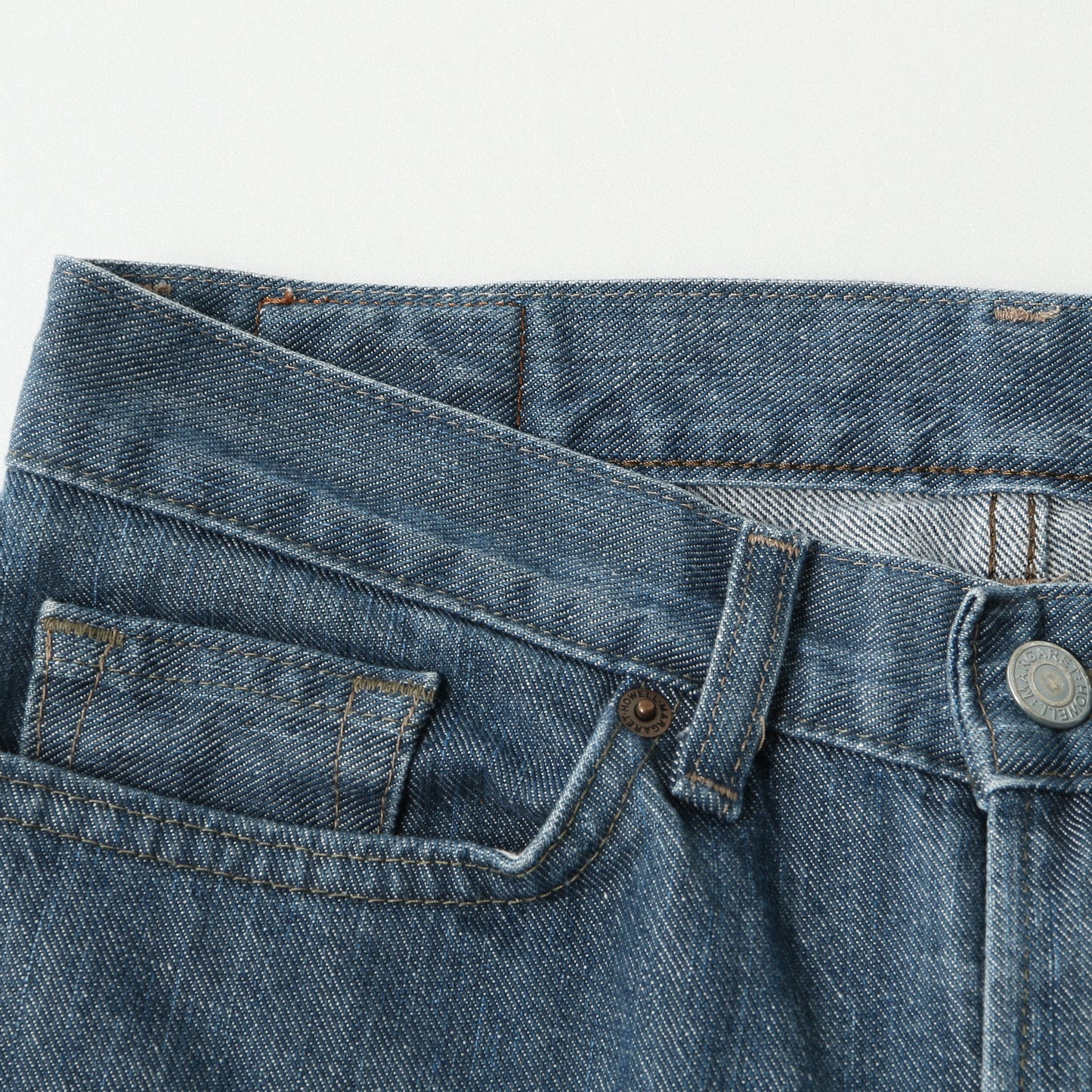GREY CAST TROUSERS