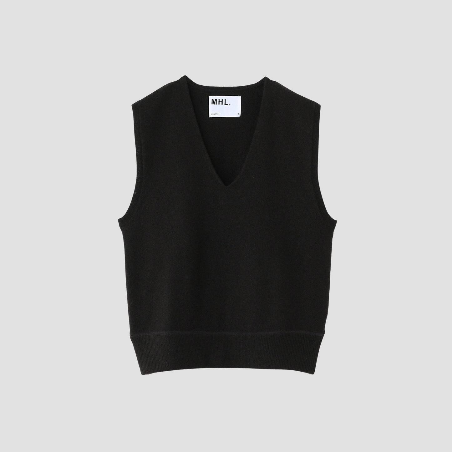 FELTED DRY WOOL KNITWEAR