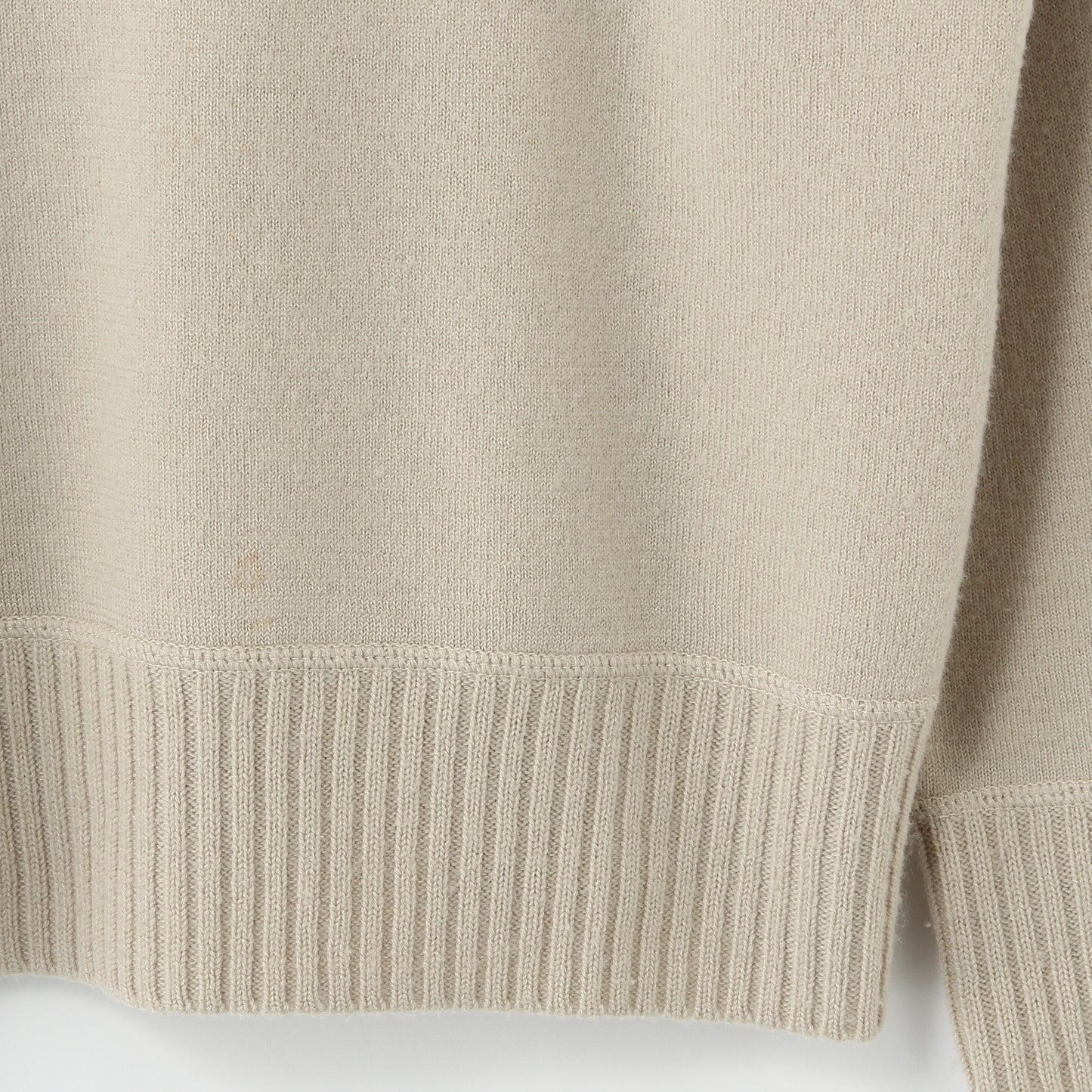 FELTED ROUGH WOOL KNIT