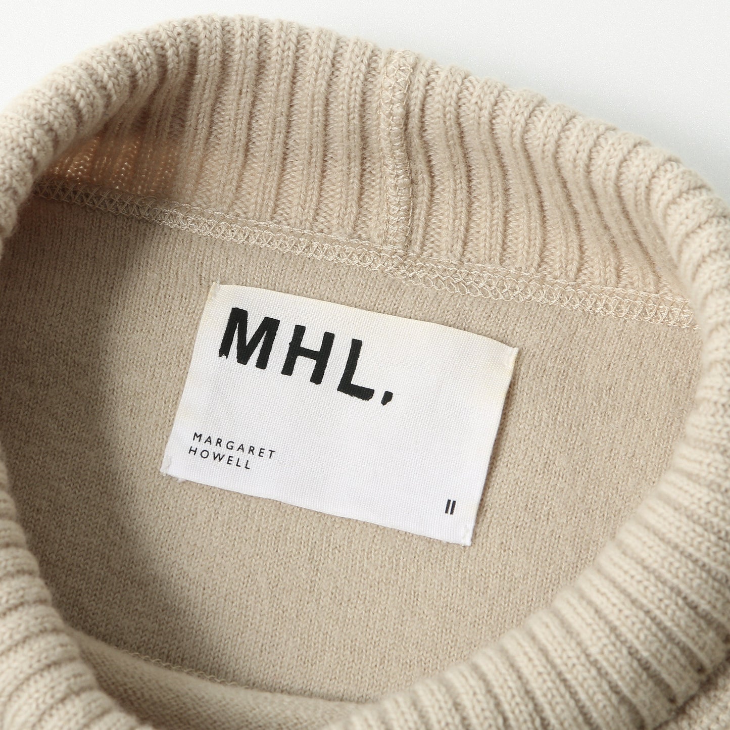 FELTED ROUGH WOOL KNIT