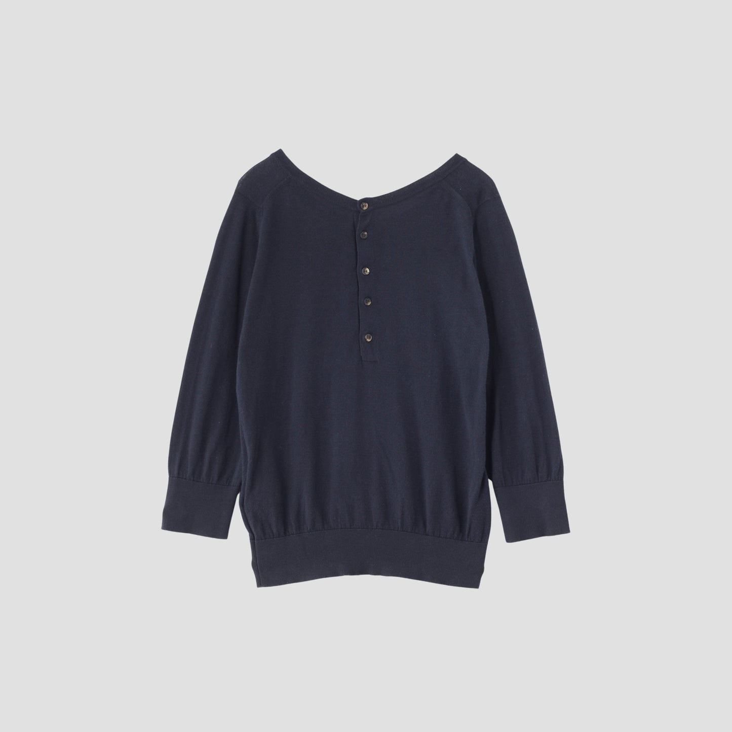 BUTTON BACK -  JOHN SMEDLEY KNIT