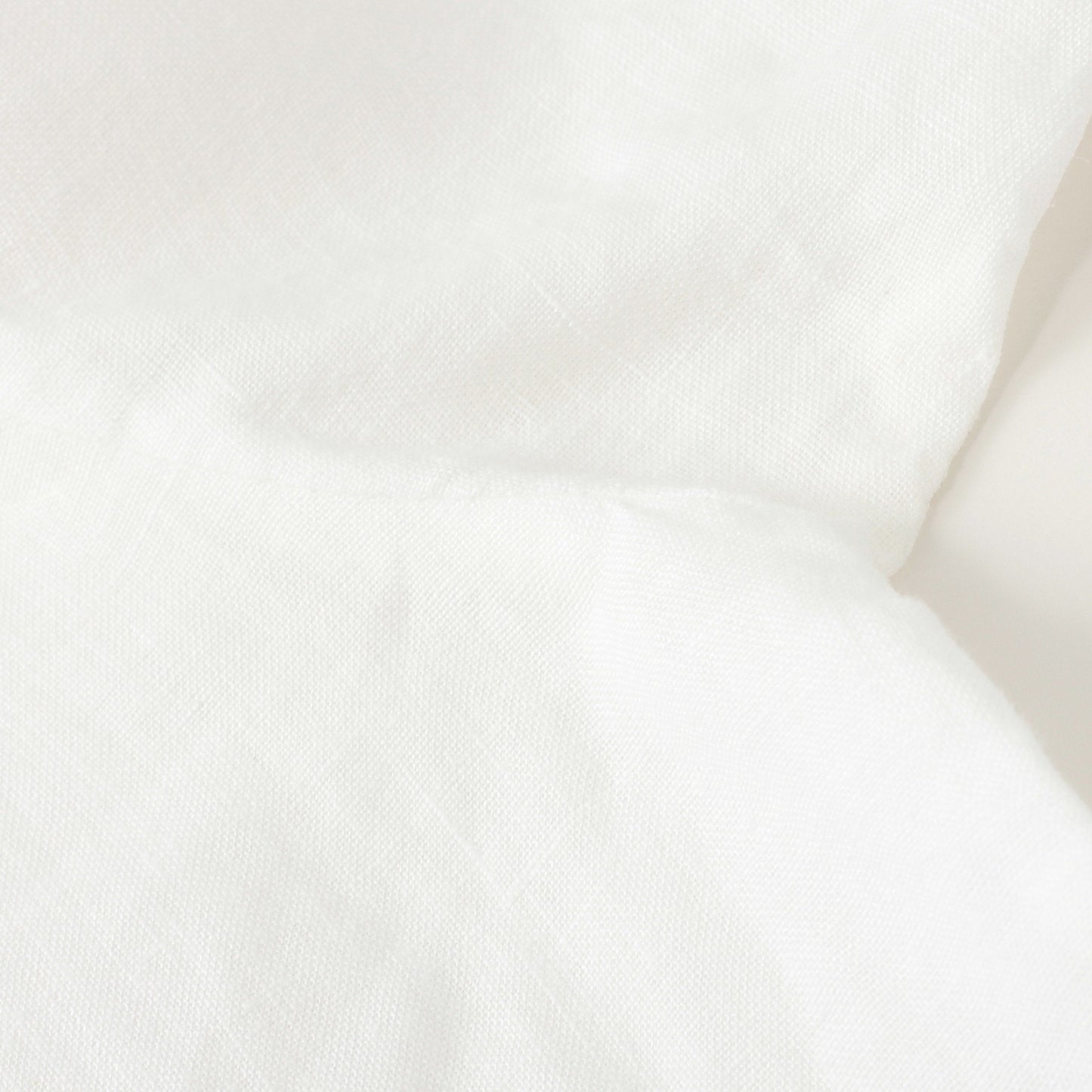 CLEAN LINEN SHIRT
