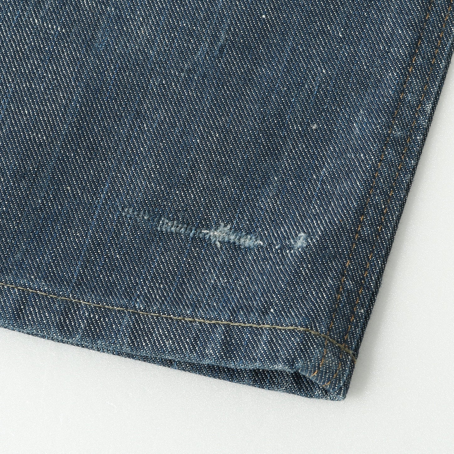 GREY CAST DENIM TROUSERS