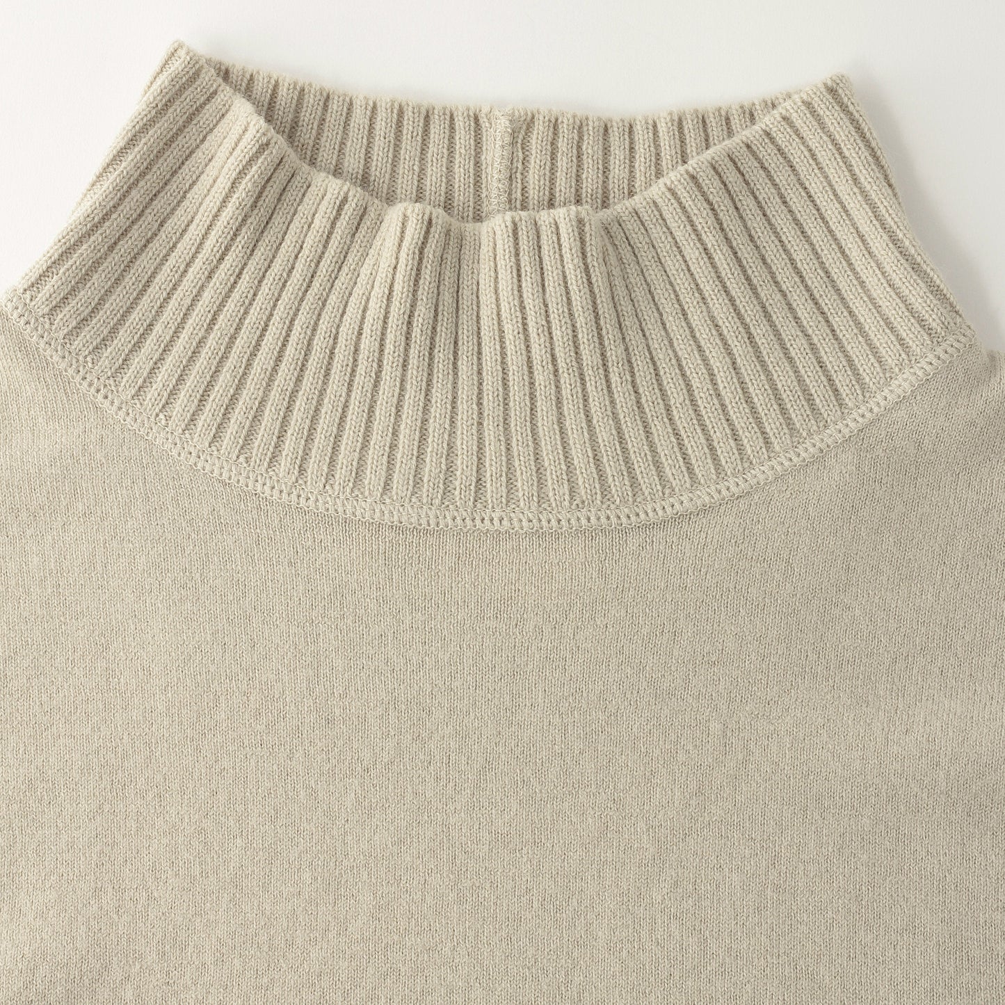 FELTED ROUGH WOOL KNIT