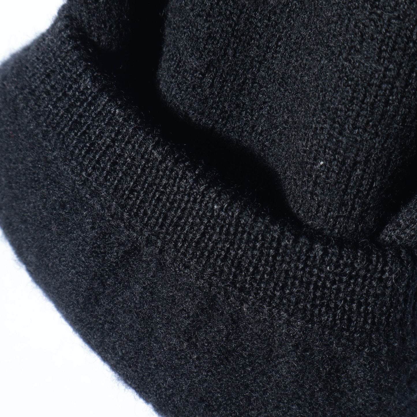 FELTED ROUGH WOOL KNIT