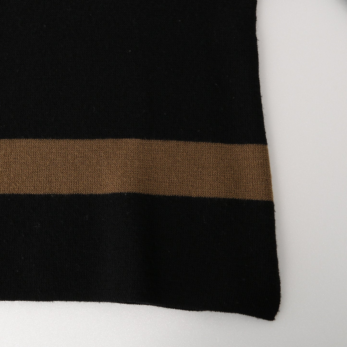 PURE WOOL KNIT