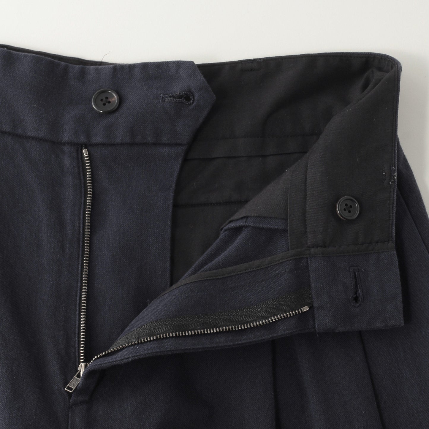 YARN DYE HEAVY COTTON TWILL TROUSERS