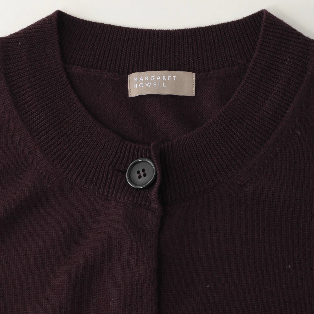 MERINO WOOL KNIT