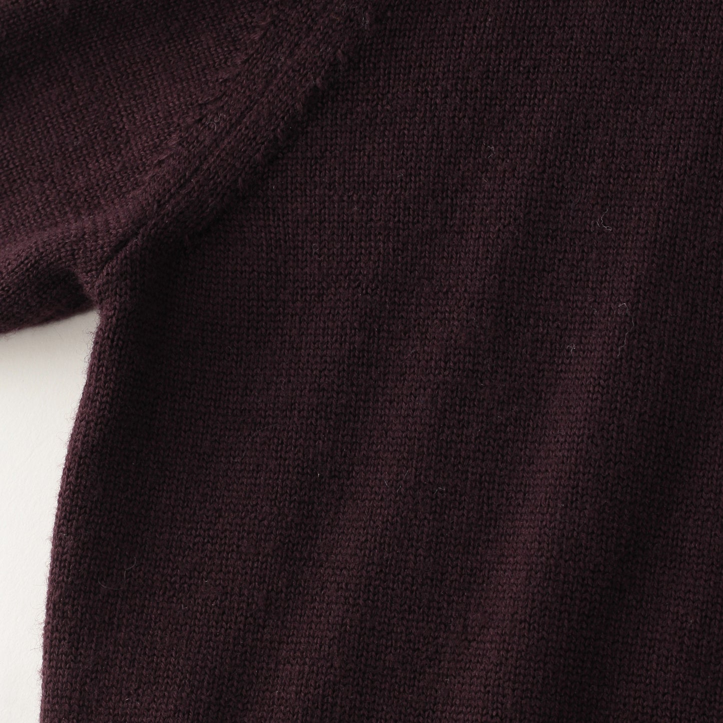 MERINO WOOL KNIT