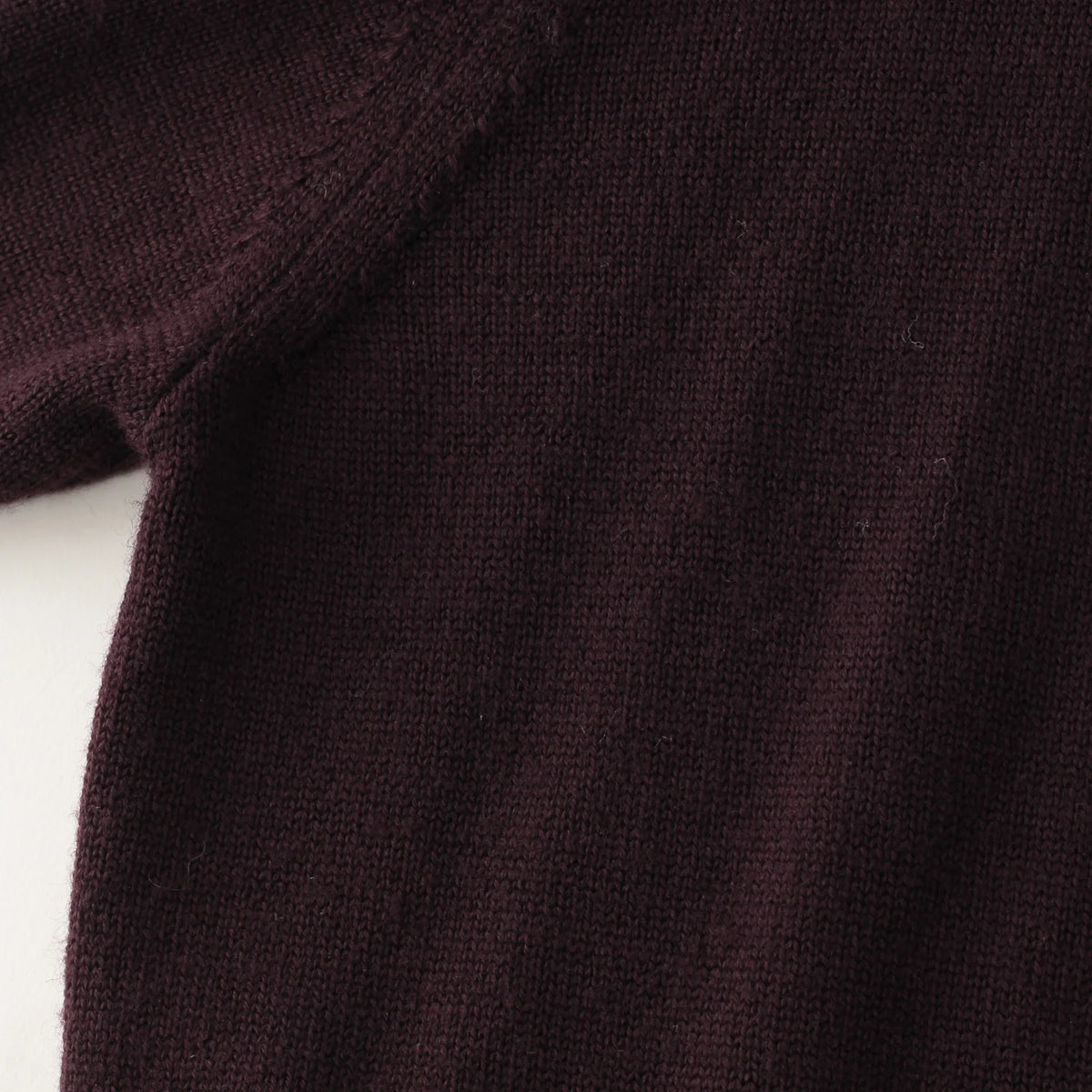 MERINO WOOL KNIT