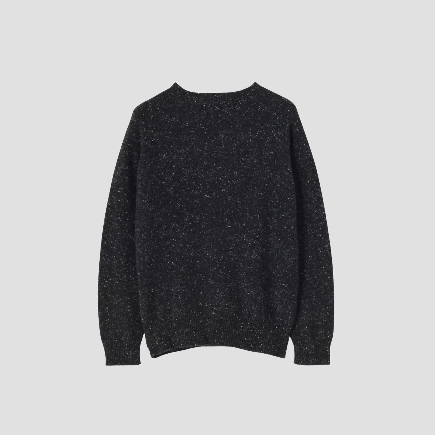 CLASSIC CREW NECK KNIT