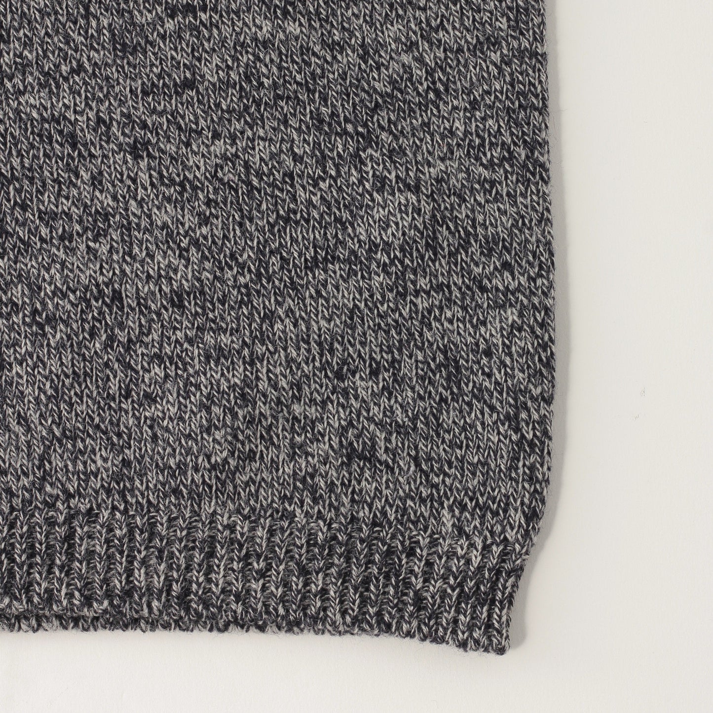 CHUNKY WOOL KNIT