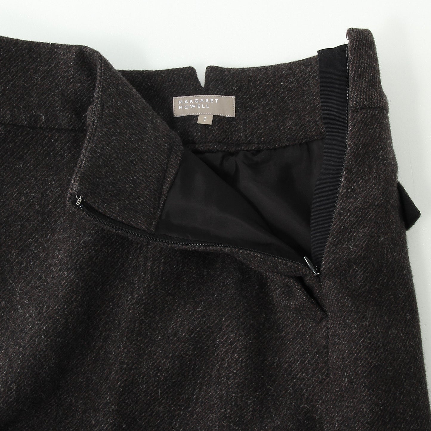 LIGHT BRITISH WOOL SKIRT