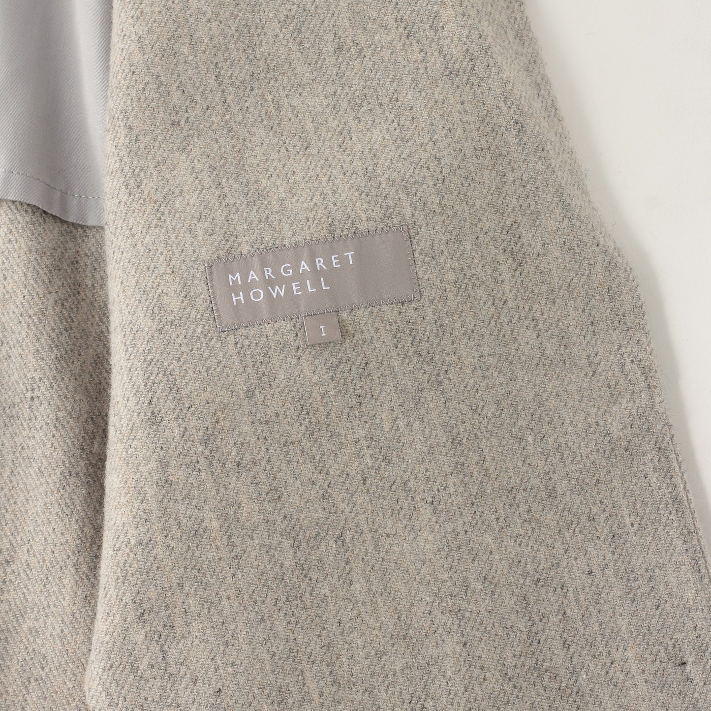 LIGHT BRITISH WOOL JACKET