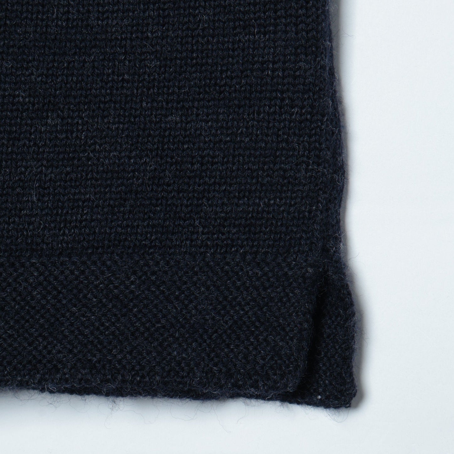 HEAVY WOOL KNIT
