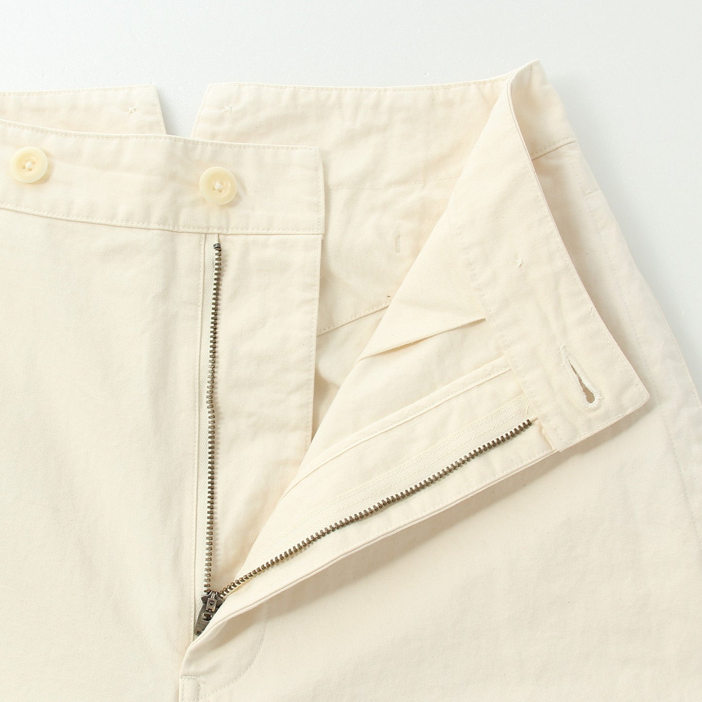 WASHED COMPACT COTTON TROUSERS