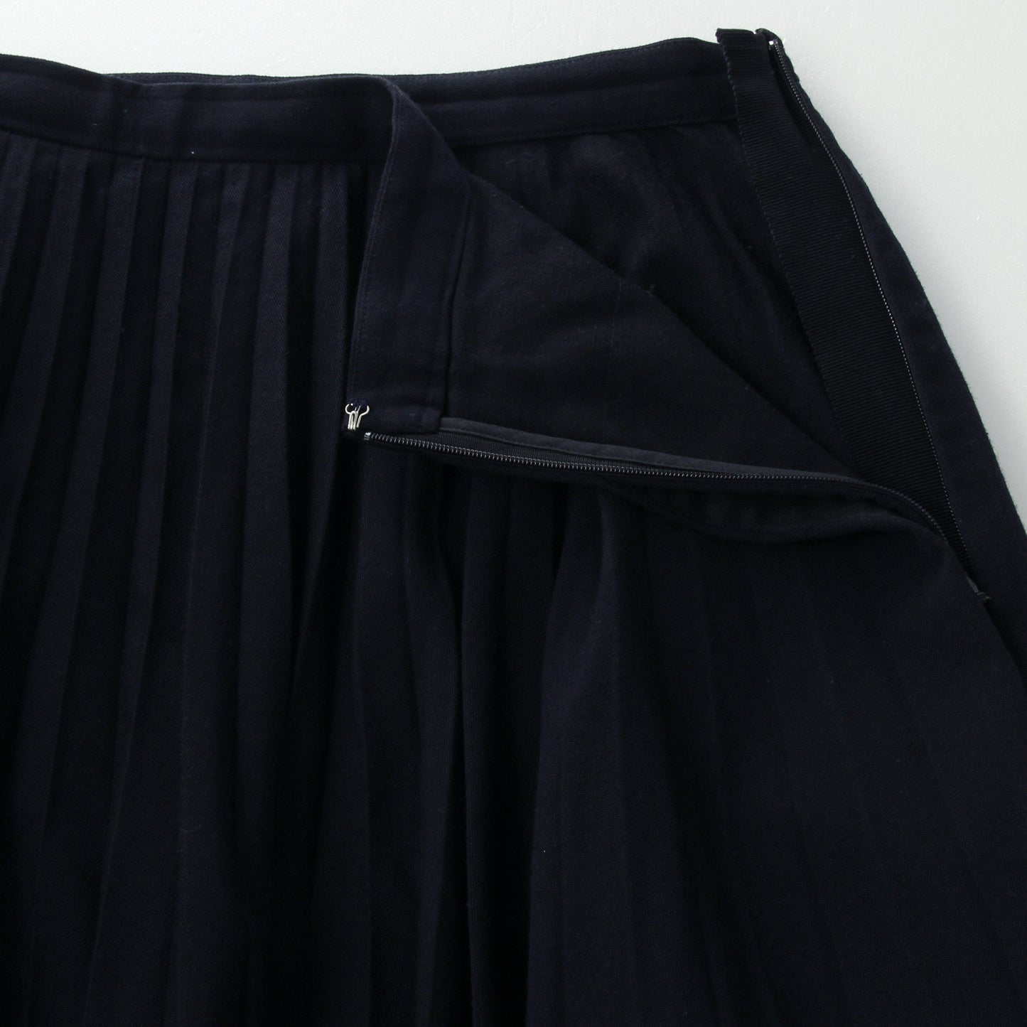 WOOL COTTON GABARDINE SKIRT