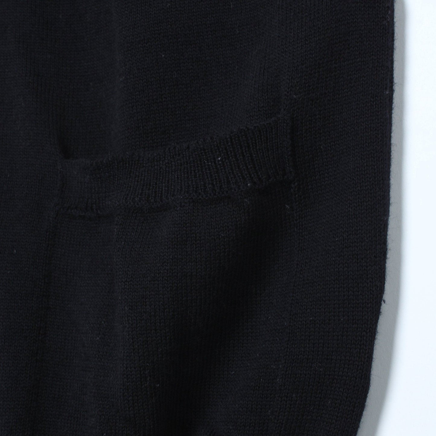 POCKET SLIPOVER KNIT