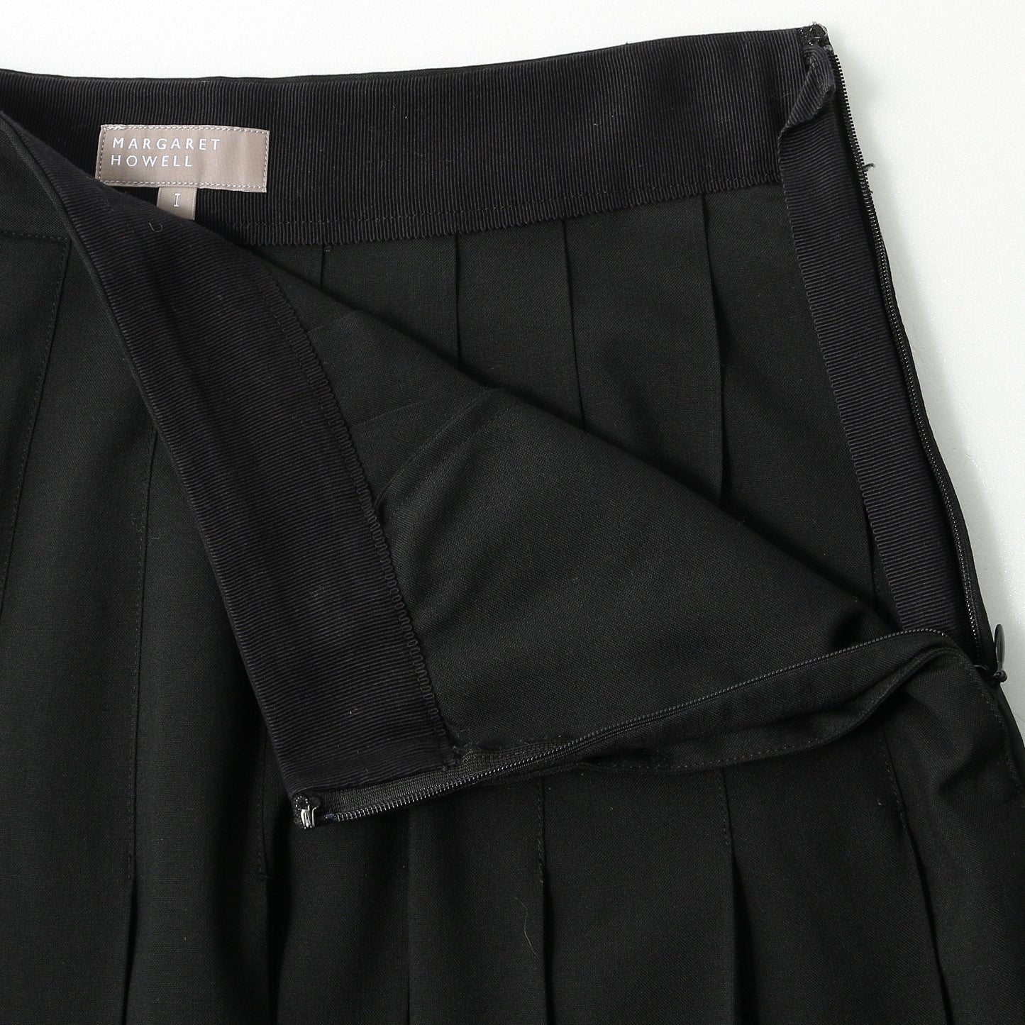 FINE WOOL POPLIN SKIRT