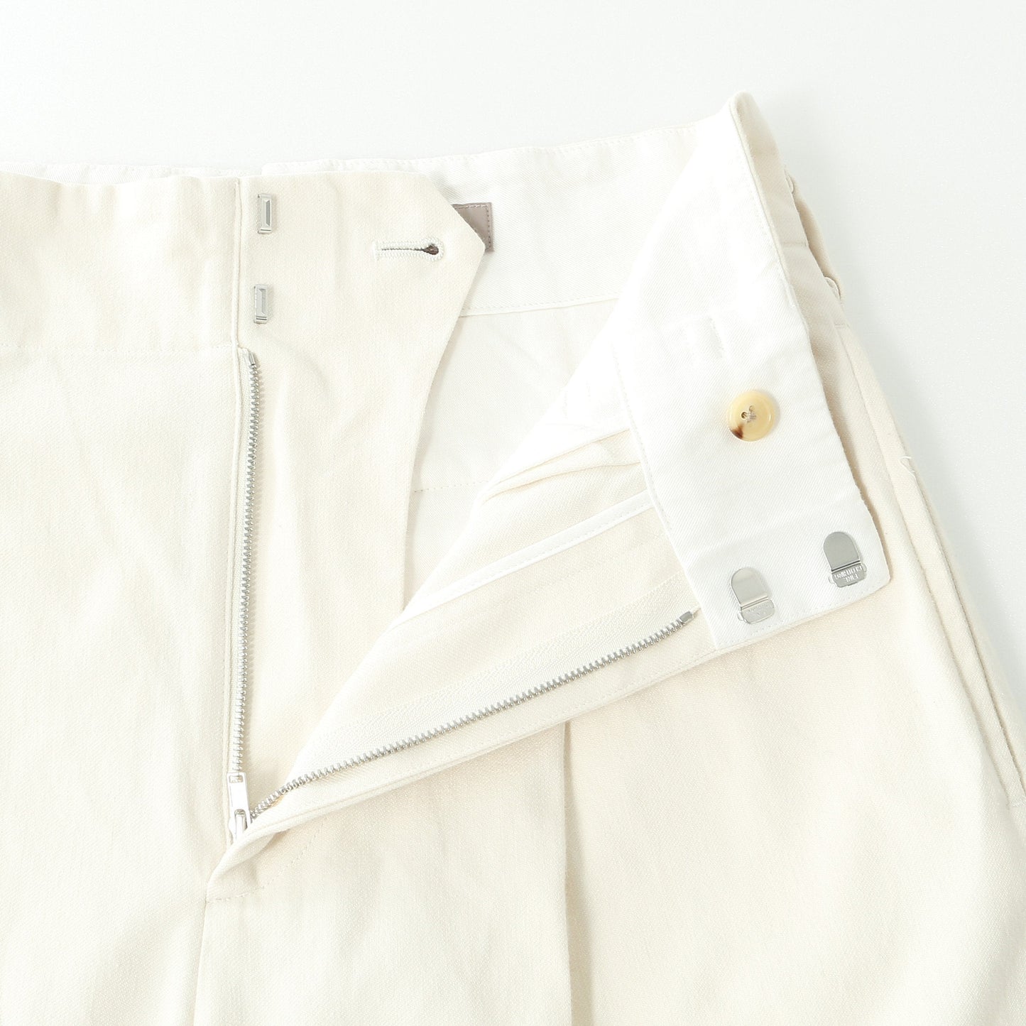 WASHED COTTON TWILL TROUSERS