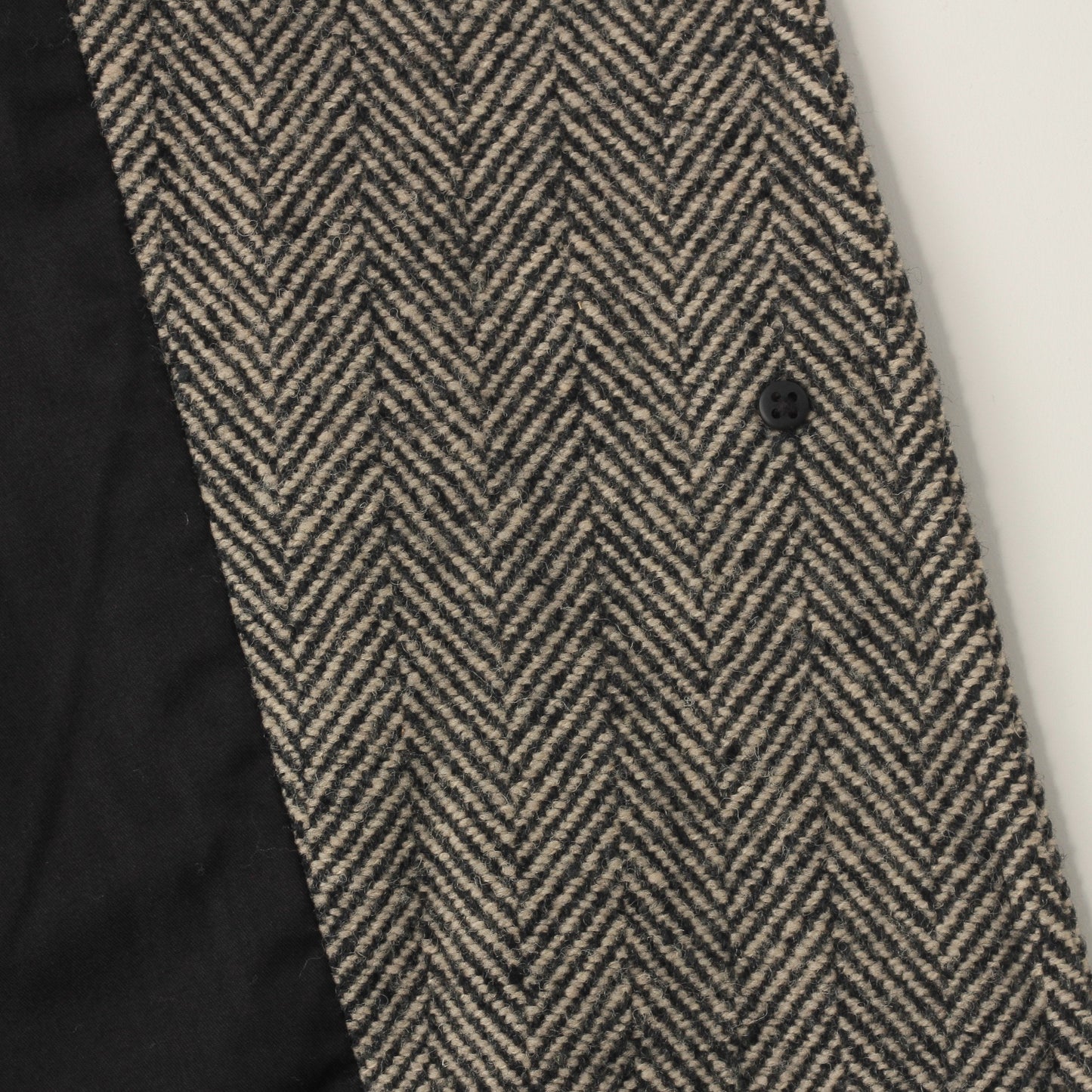 HERRINGBONE WOOL COAT