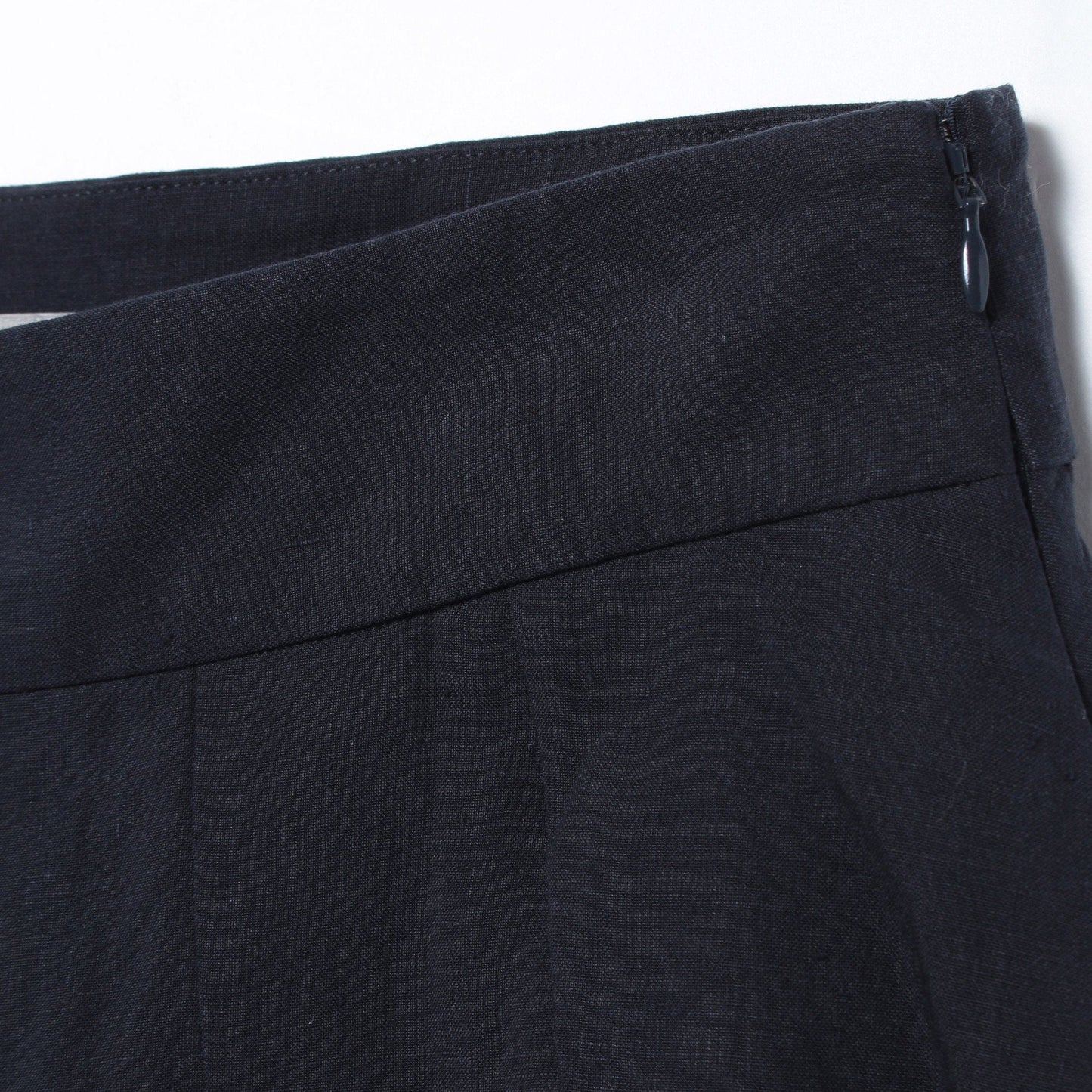 LIGHT LINEN SKIRT