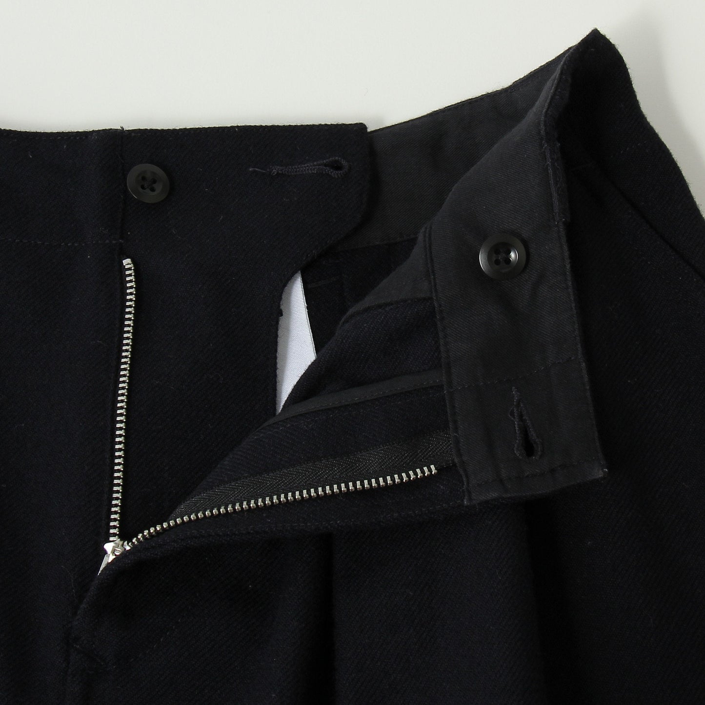 WOOL SERGE SKIRT