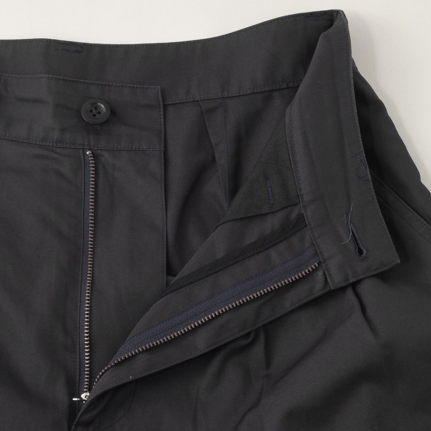 CRISP COTTON TWILL TROUSERS