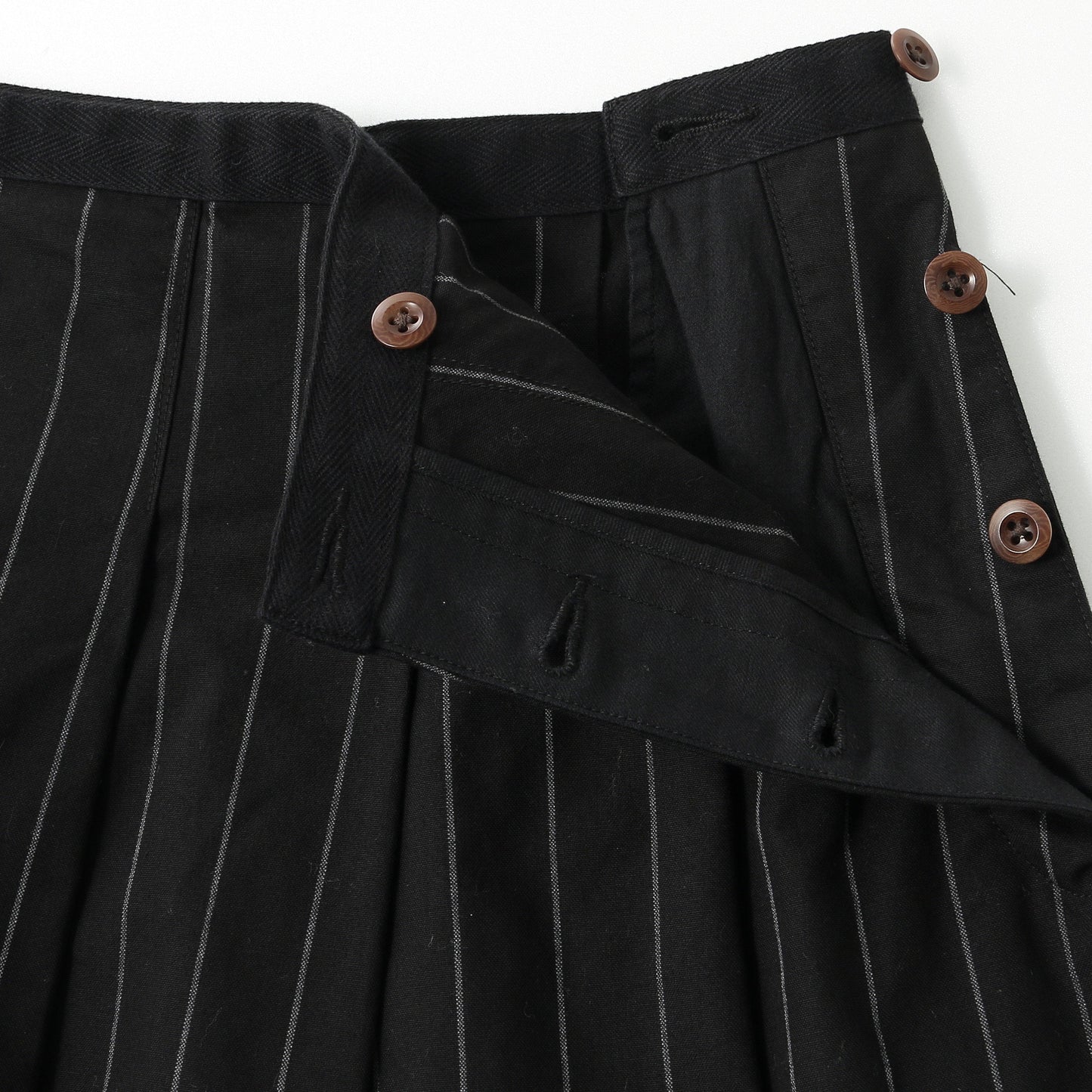 DRY WORKER STRIPE SKIRT