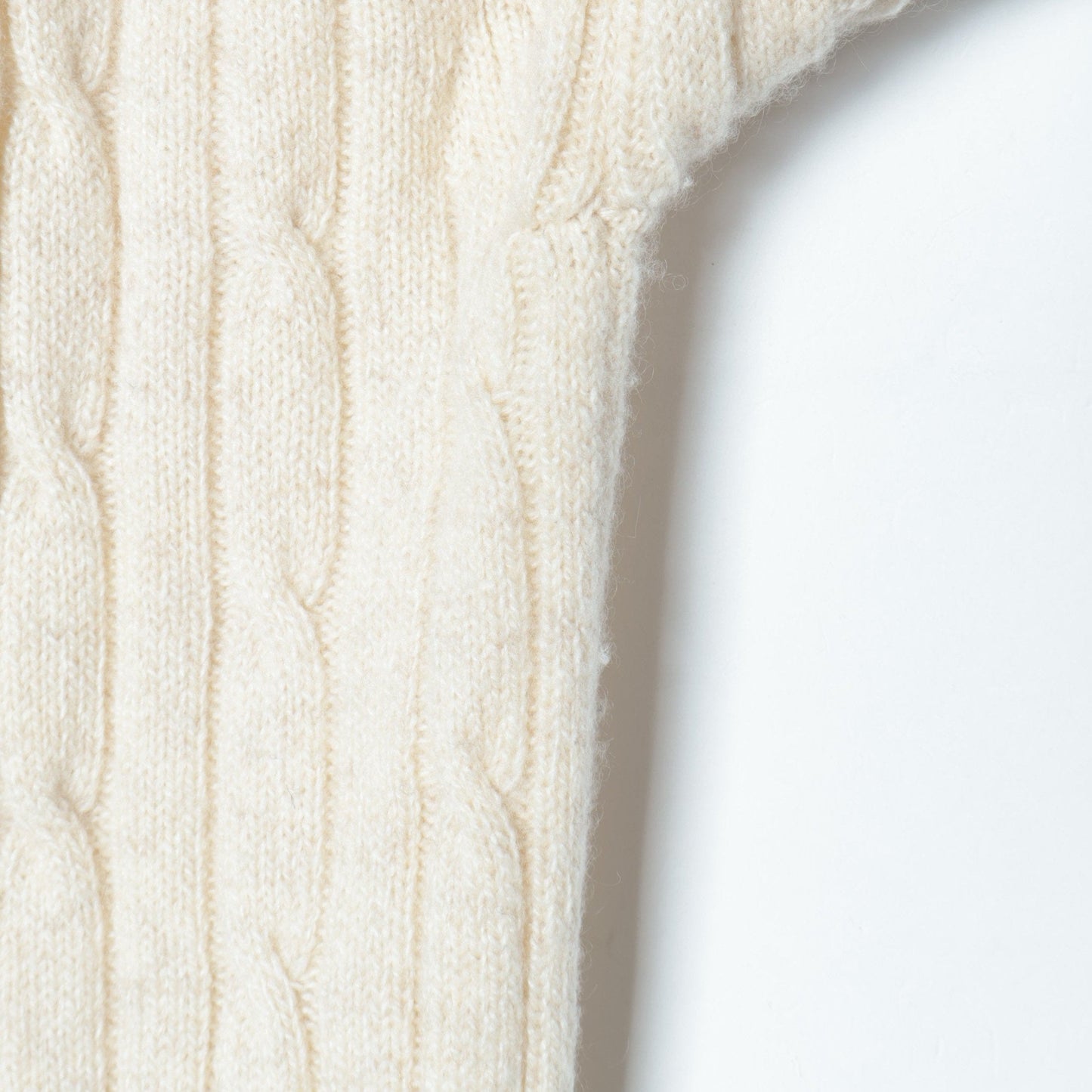 TWISTED CASHMERE WOOL KNIT
