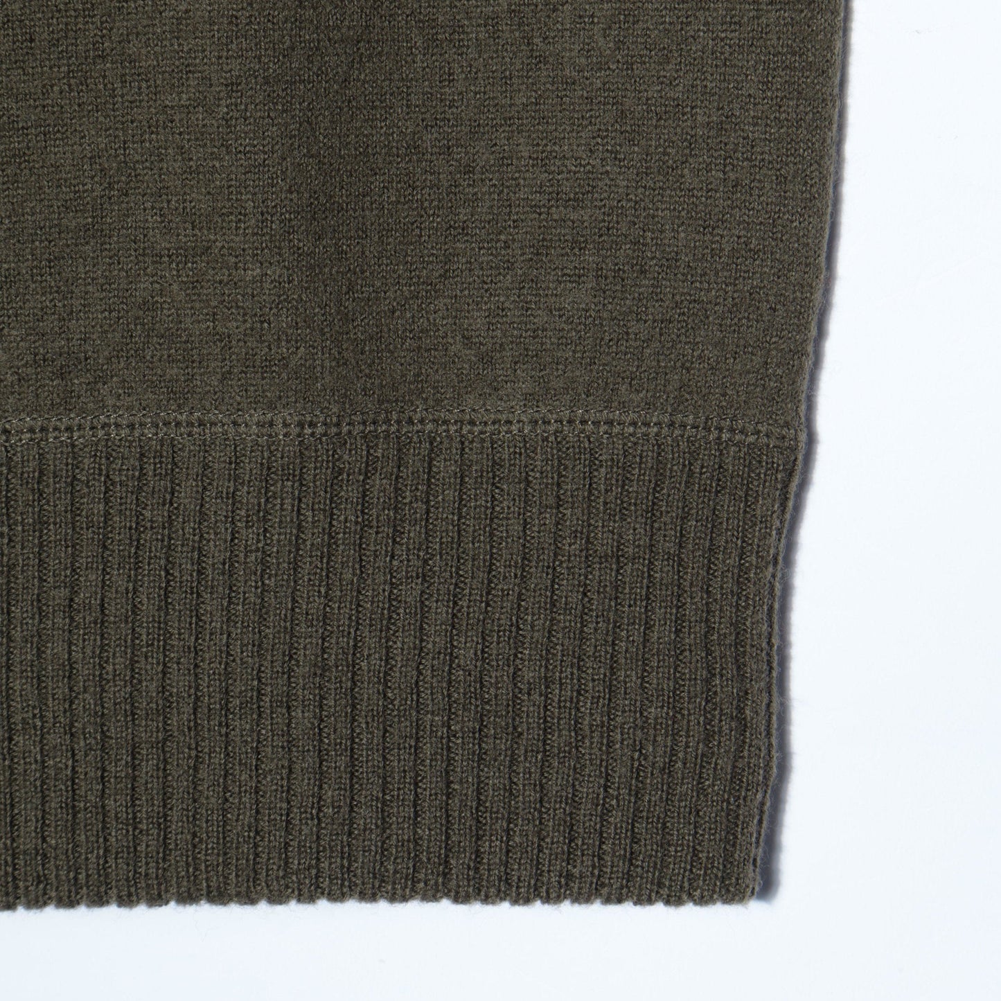 FELTED ROUGH WOOL KNIT