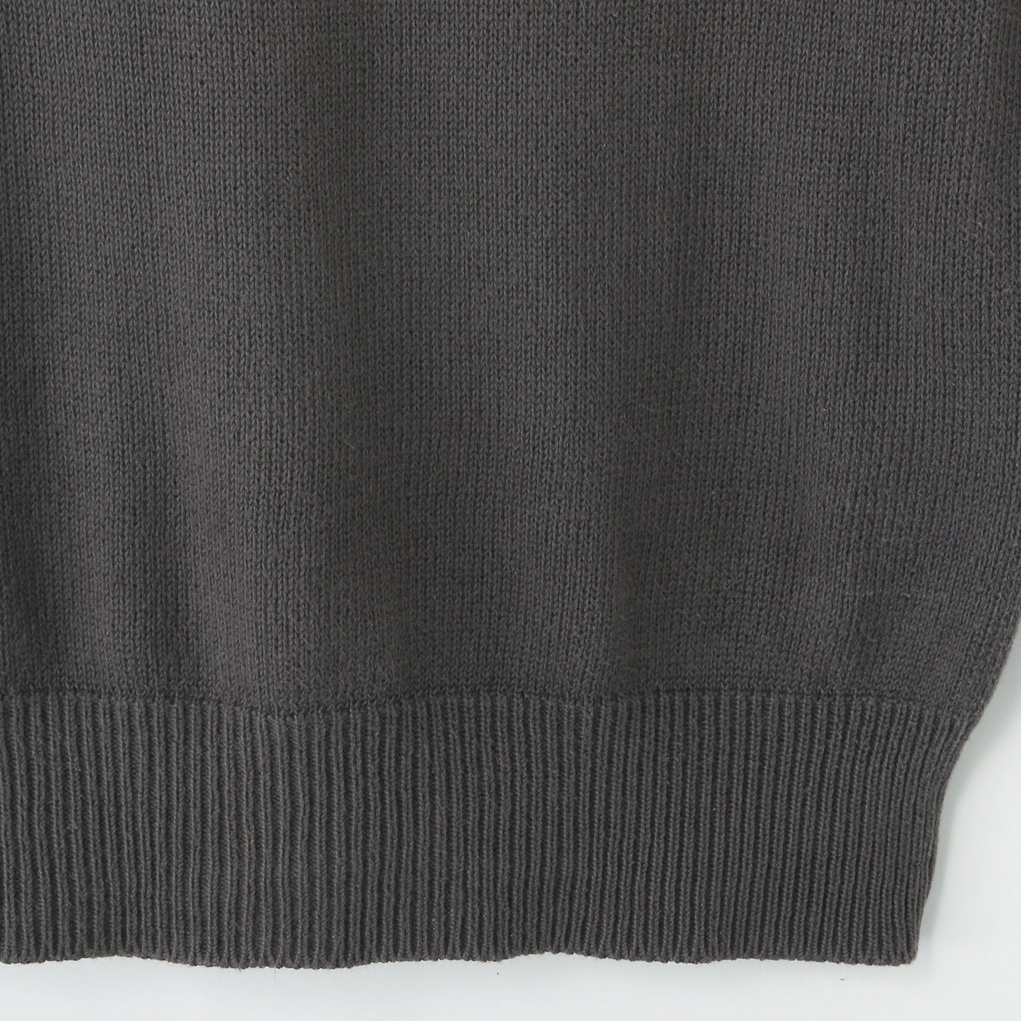 CAST OFF ROLL NECK KNIT