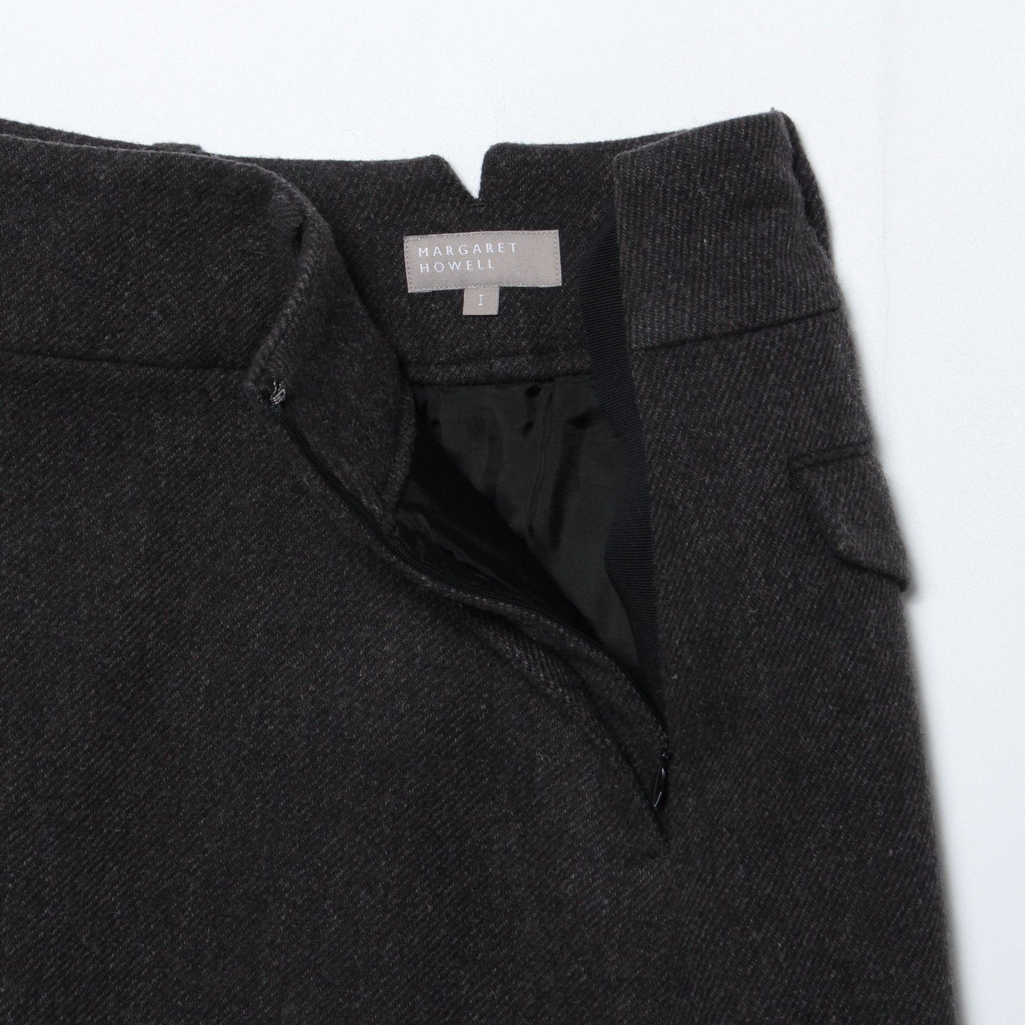 LIGHT BRITISH WOOL SKIRT