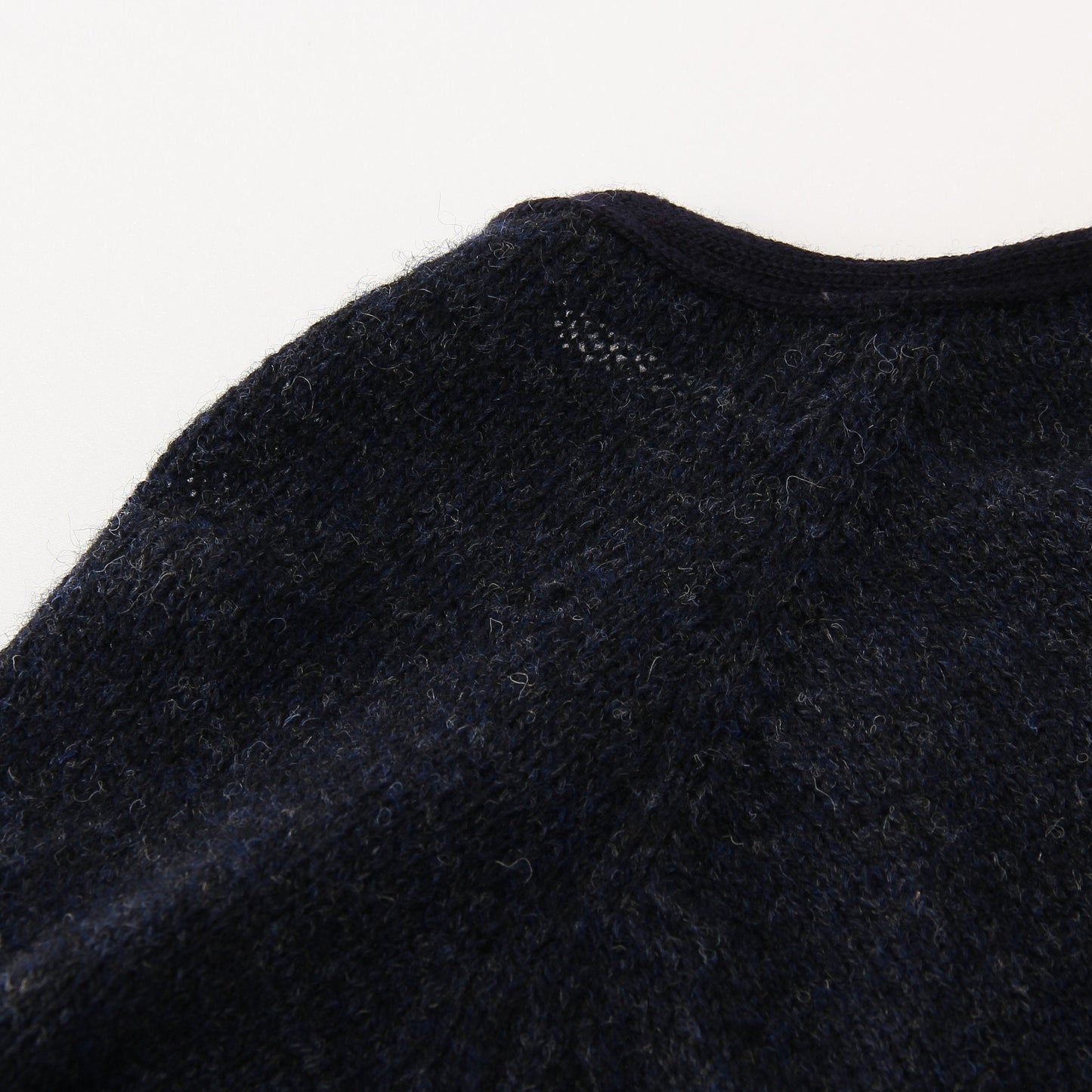 RAW MERINO KNIT