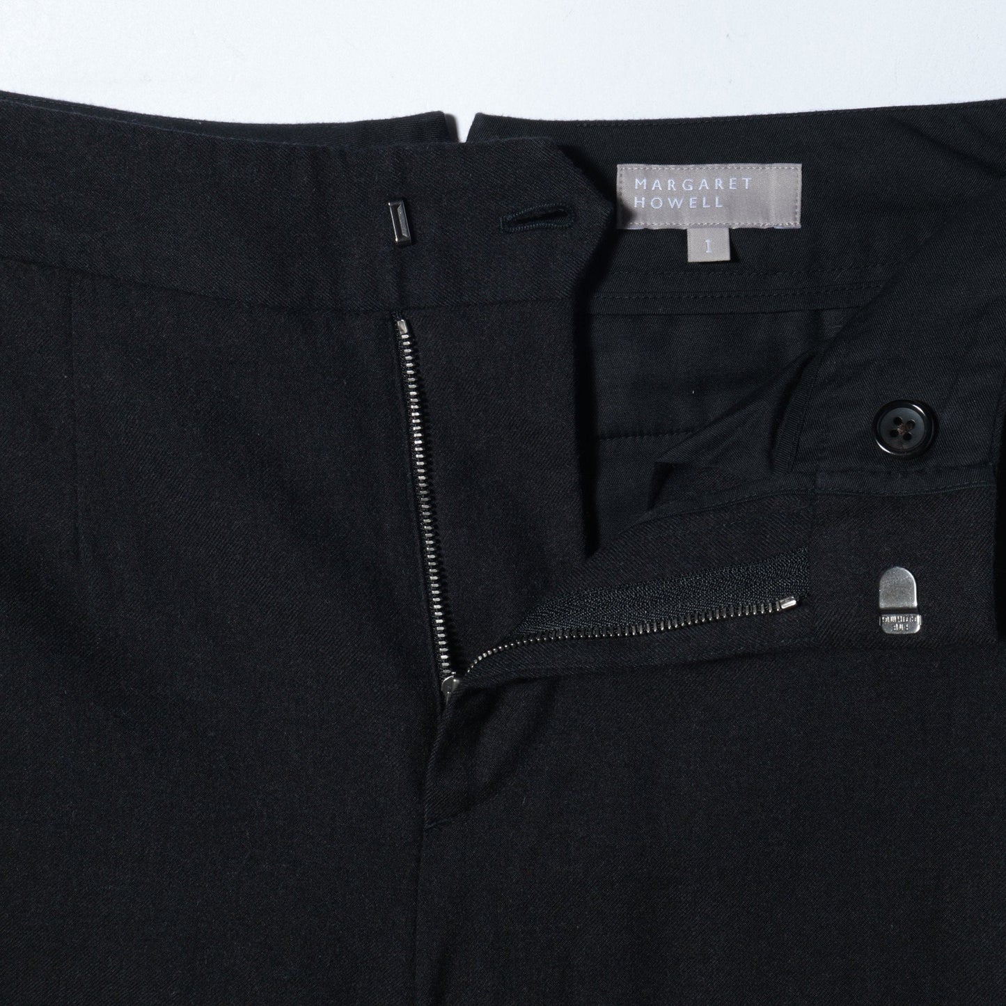 FINE WOOL FLANNEL TROUSERS