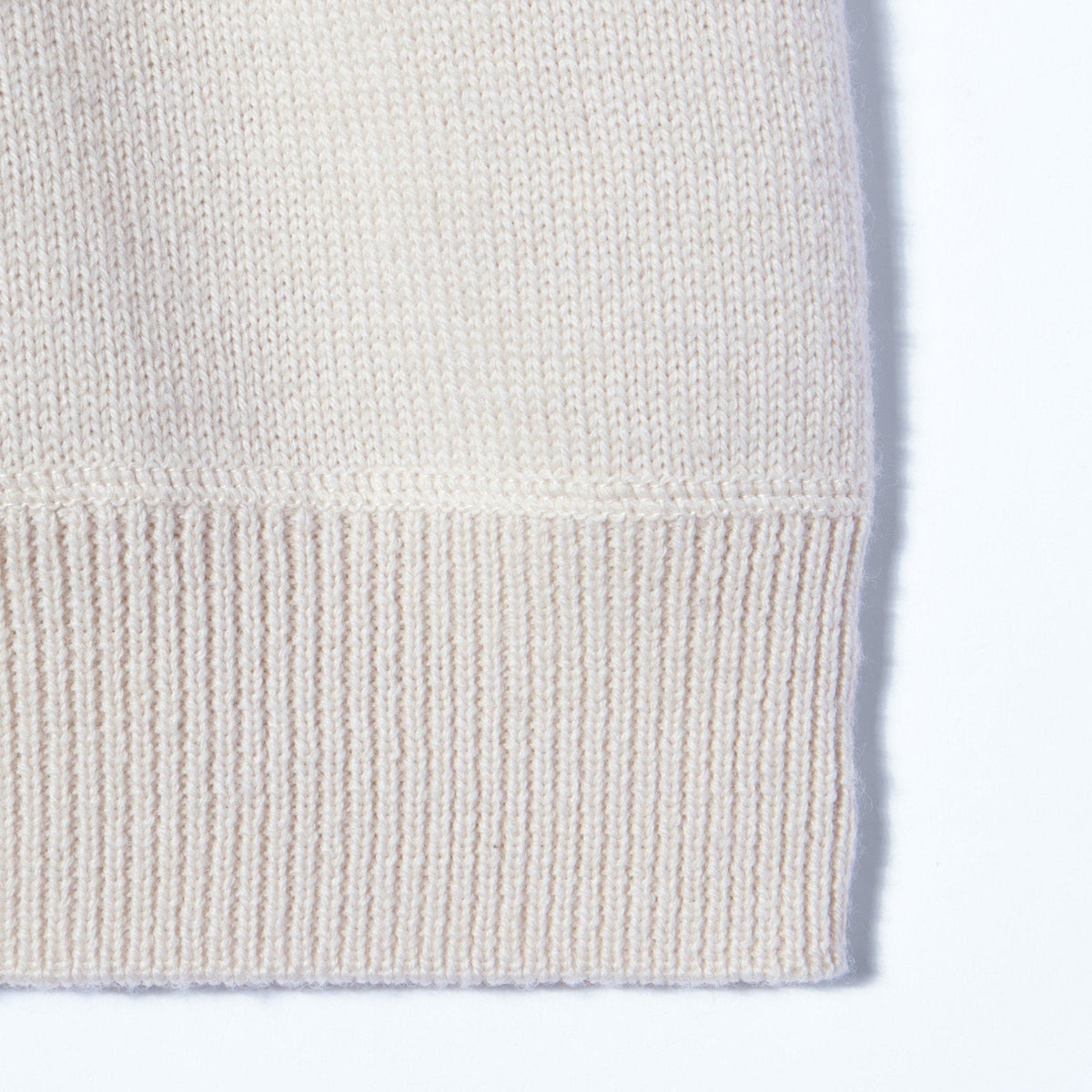DRY DENSE WOOL KNIT