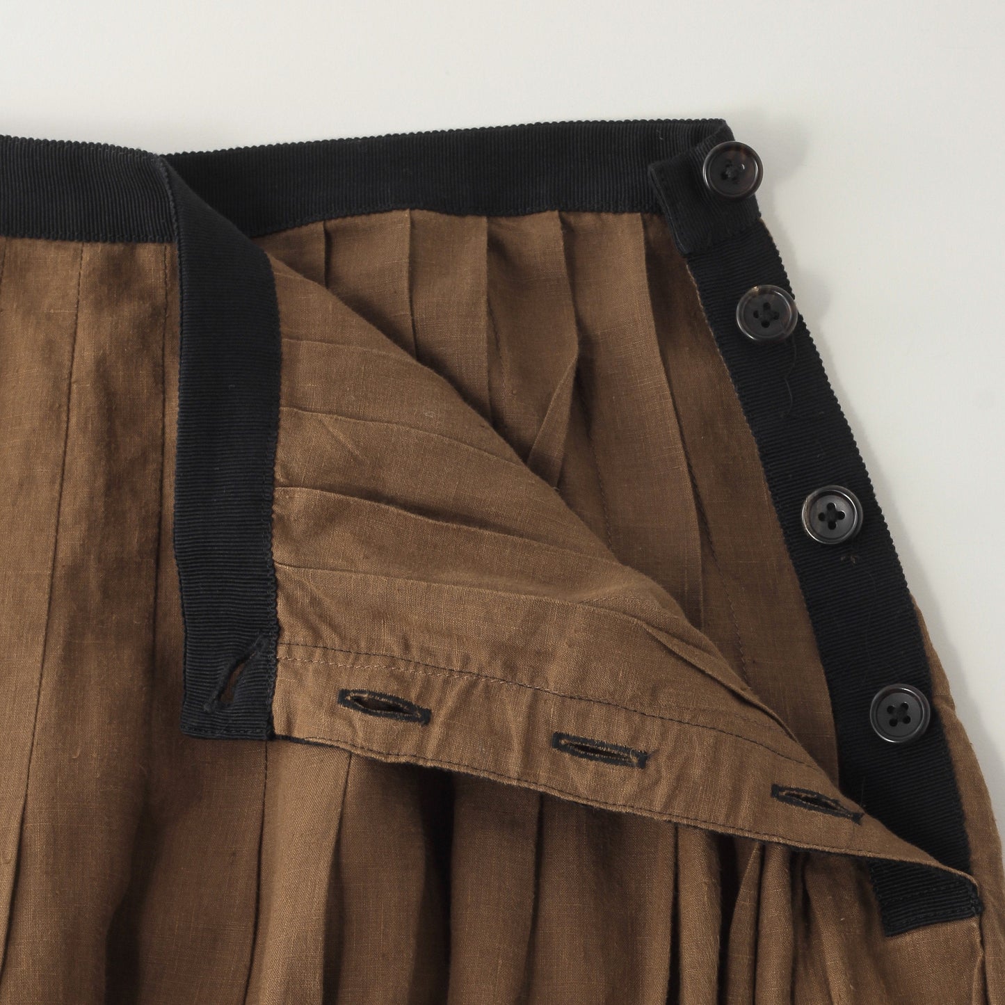 DENSE FINE LINEN POPLIN SKIRT