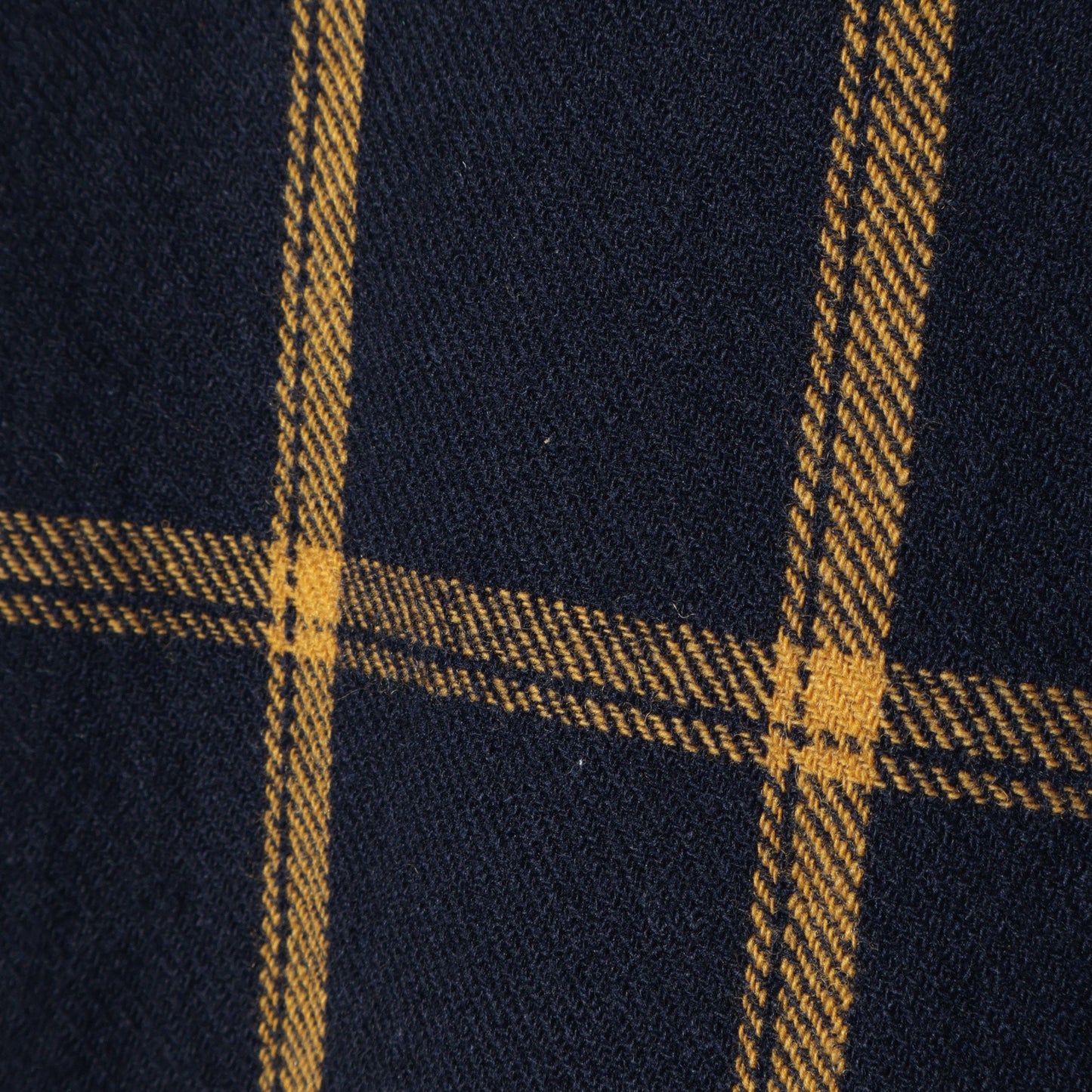 GRID CHECK SCARF
