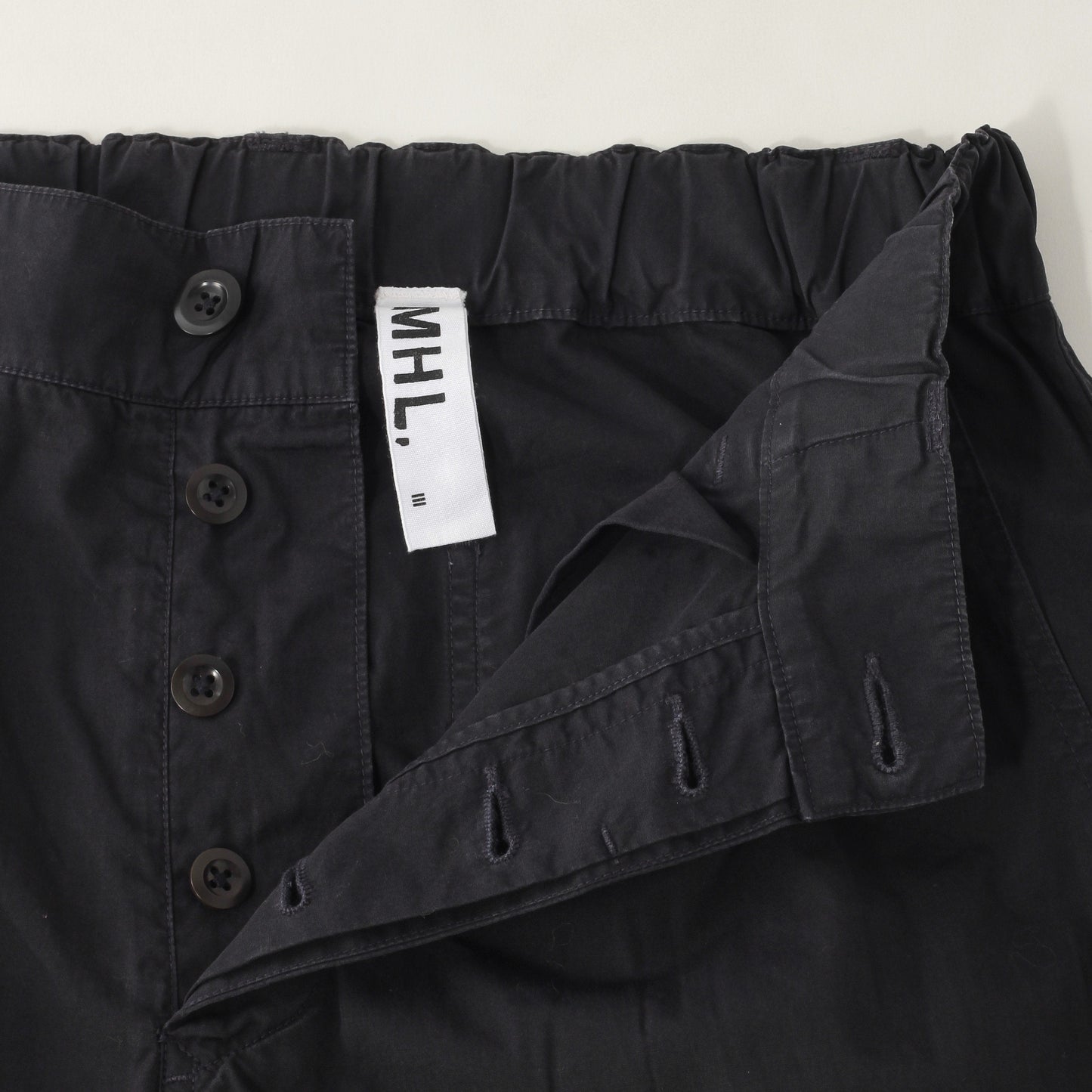 FINE COMPACT COTTON POPLIN TROUSERS